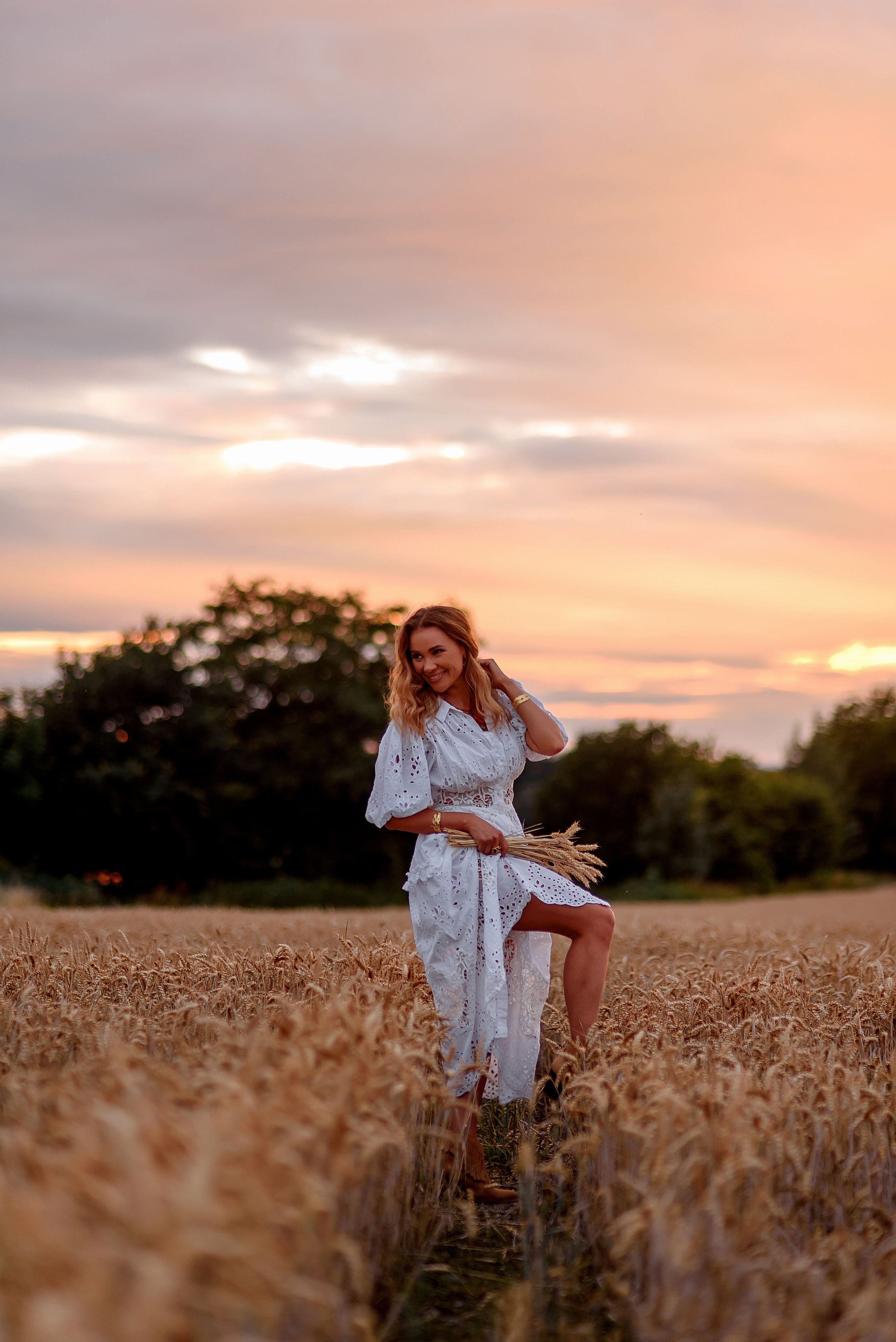 Uliana. Wedding and family photographer