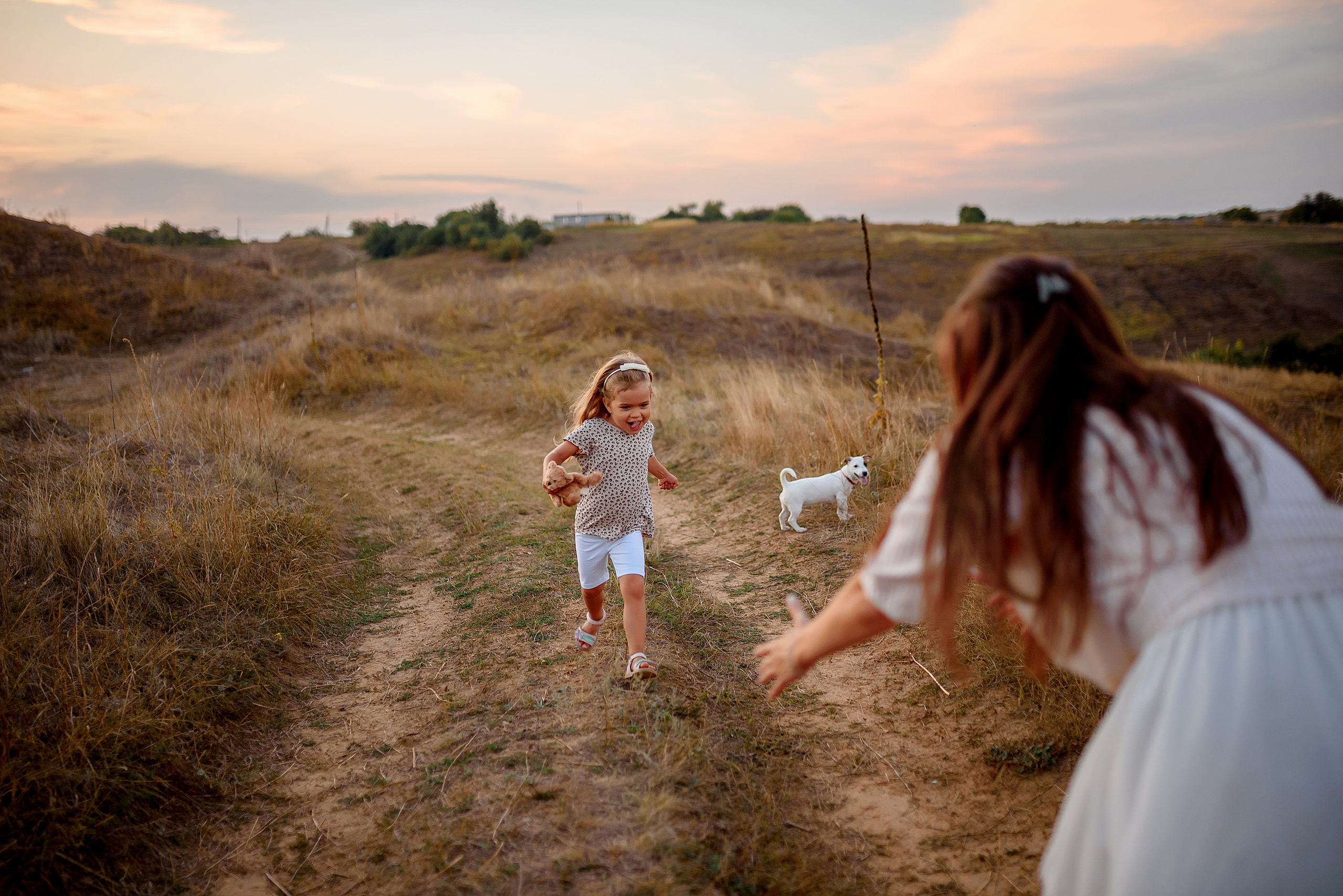 Черкасская лозовая. Wedding and family photographer