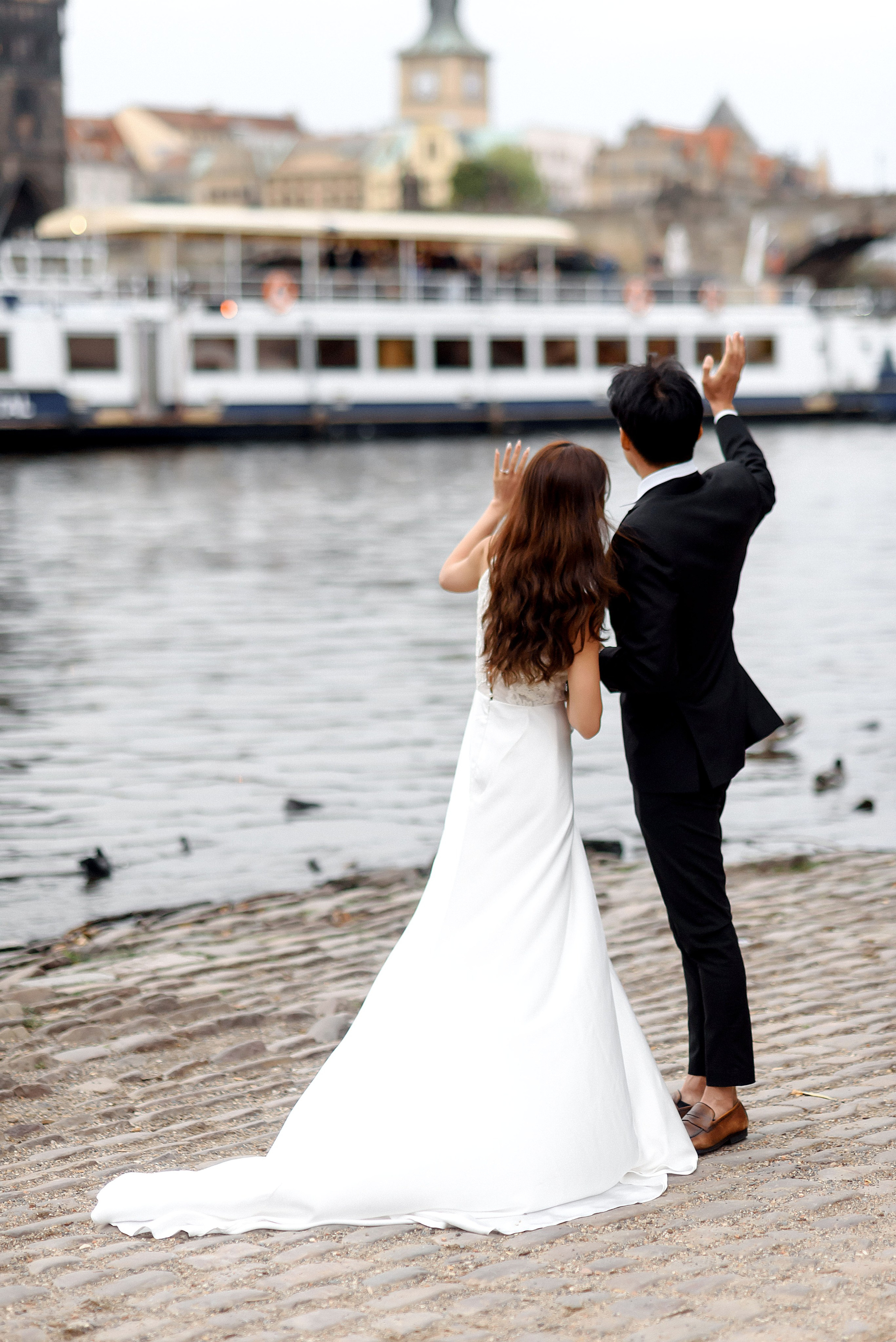 Friends from Singapore. Wedding and family photographer