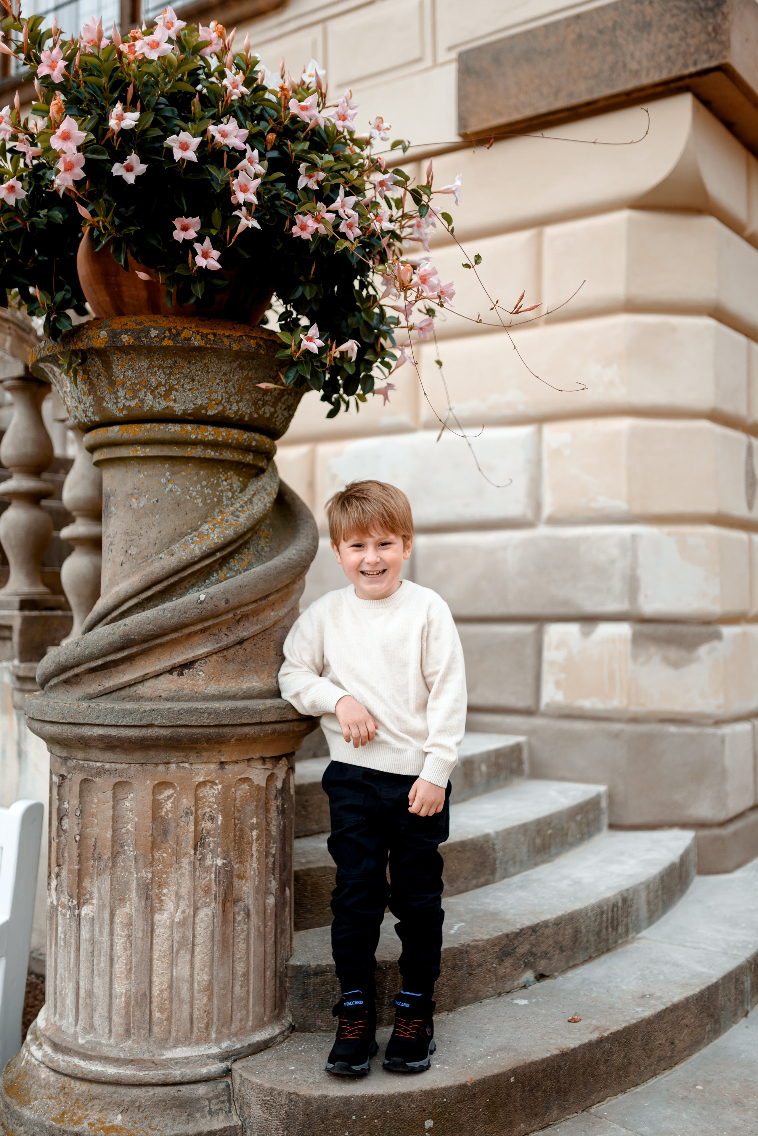 Autumn 2024. Wedding and family photographer