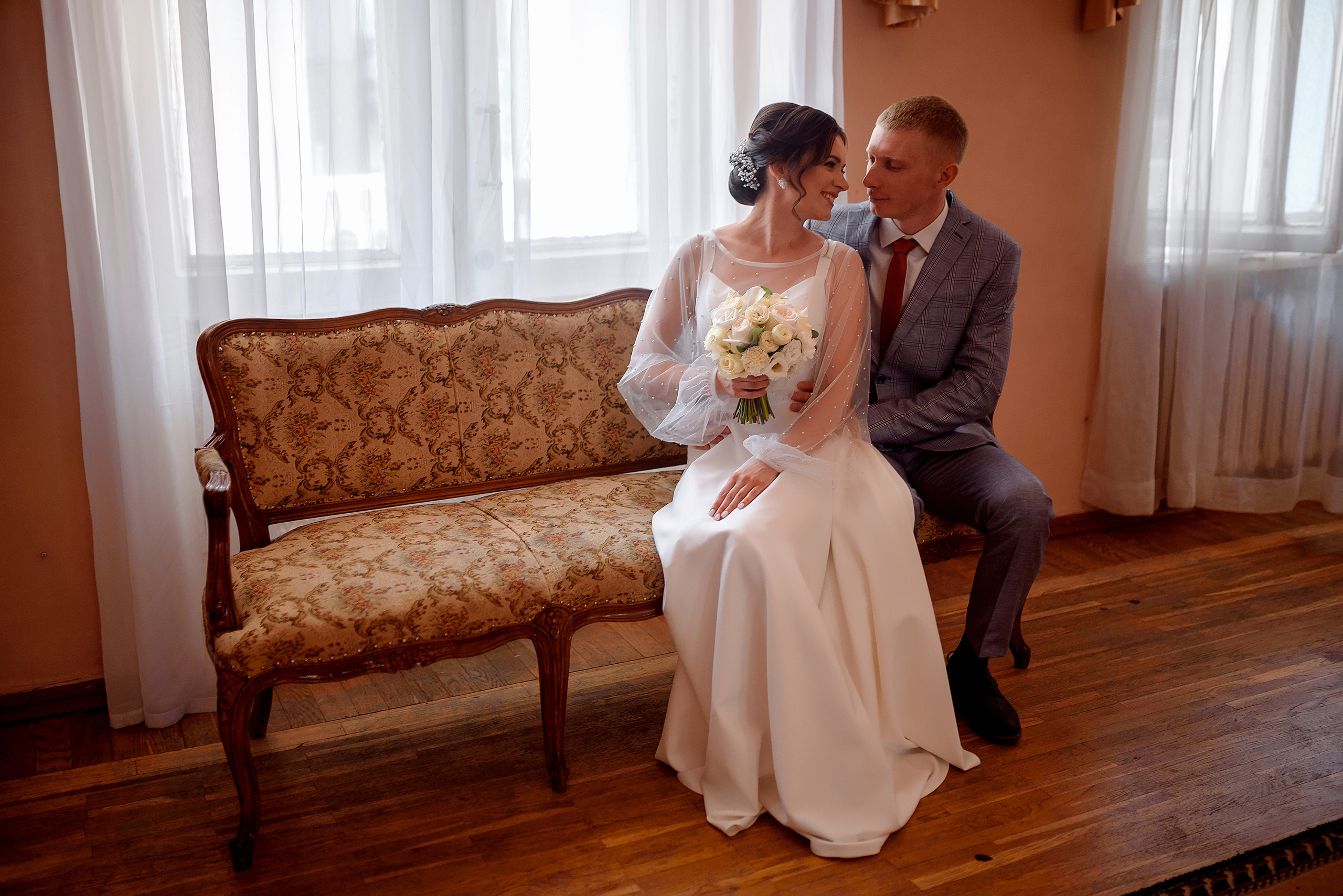 Центральный загс, Лес у Каравана и Собор на Гоголя. Wedding and family photographer