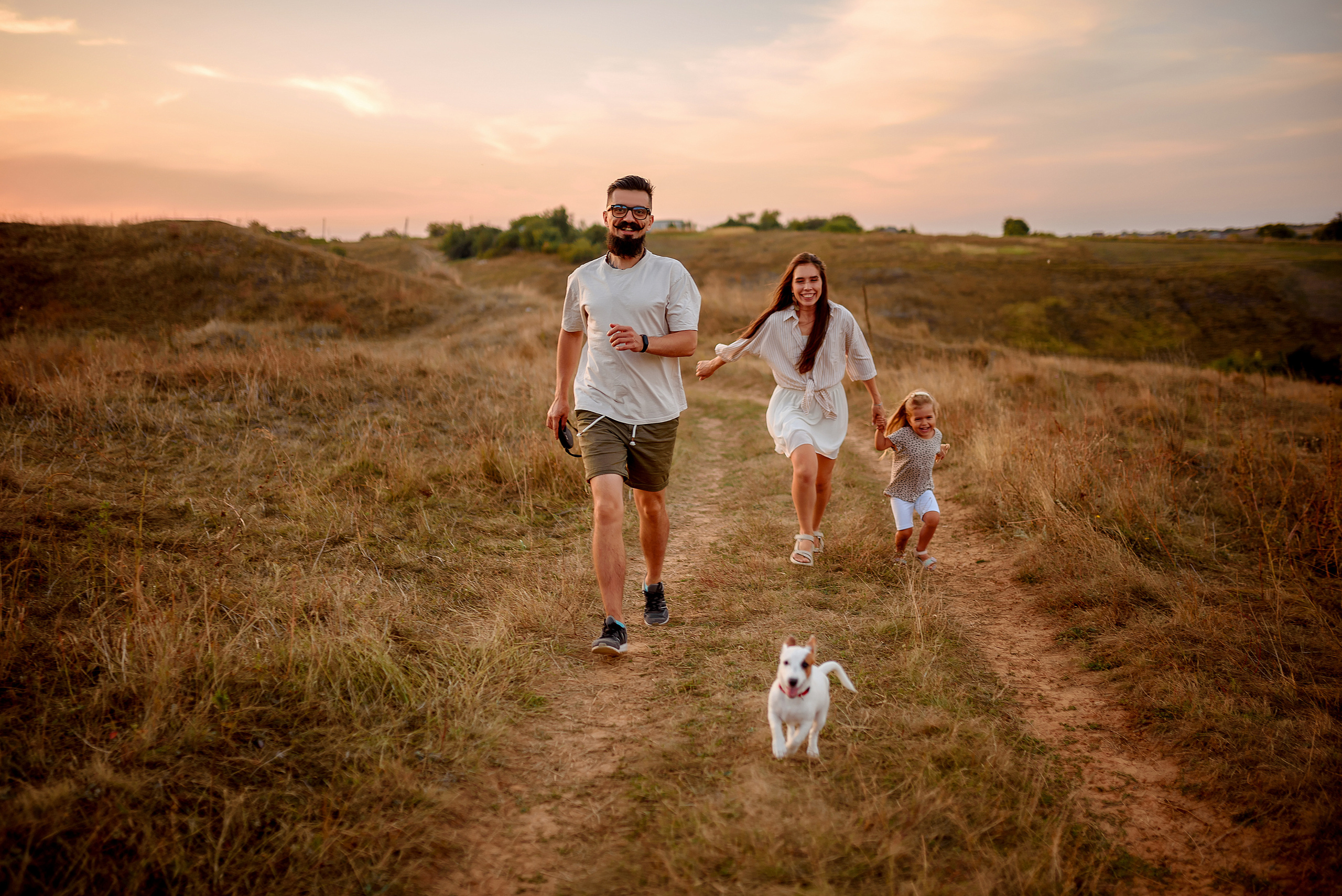 Черкасская лозовая. Wedding and family photographer