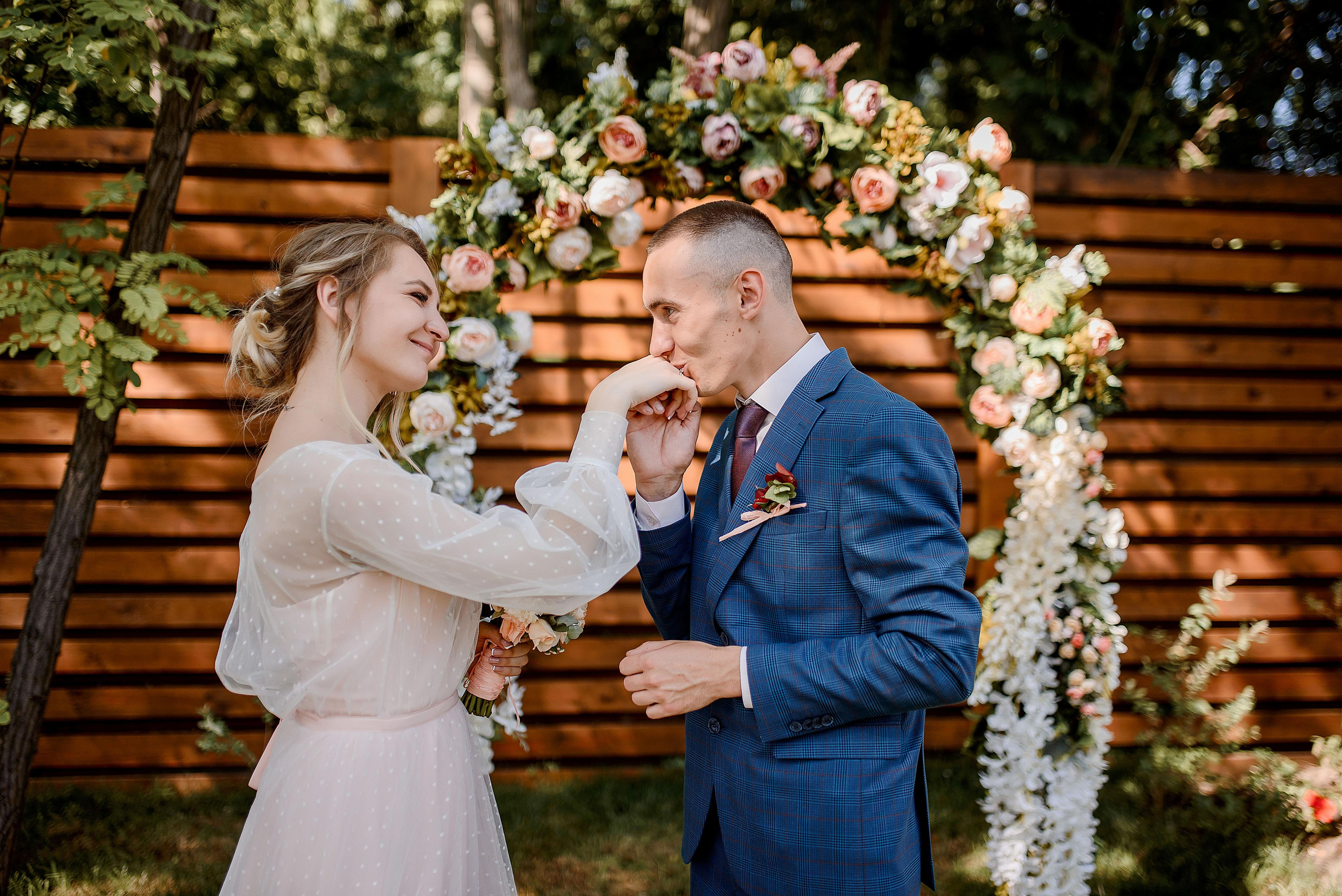 Отель Де Голь и Собор на Гоголя. Wedding and family photographer