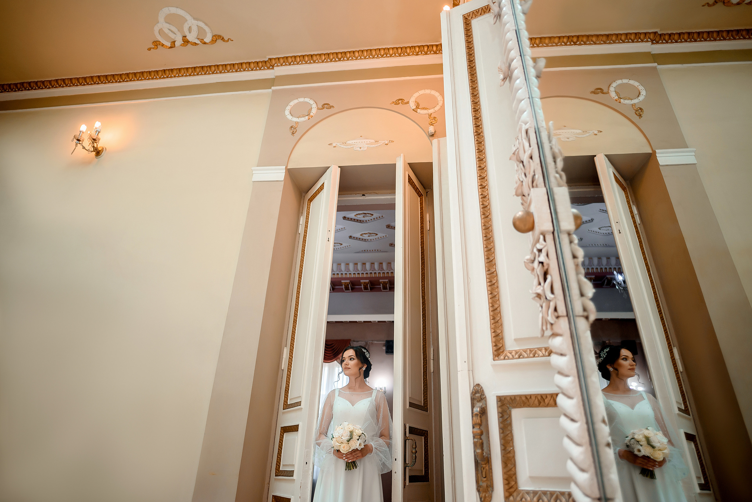 Центральный загс, Лес у Каравана и Собор на Гоголя. Wedding and family photographer