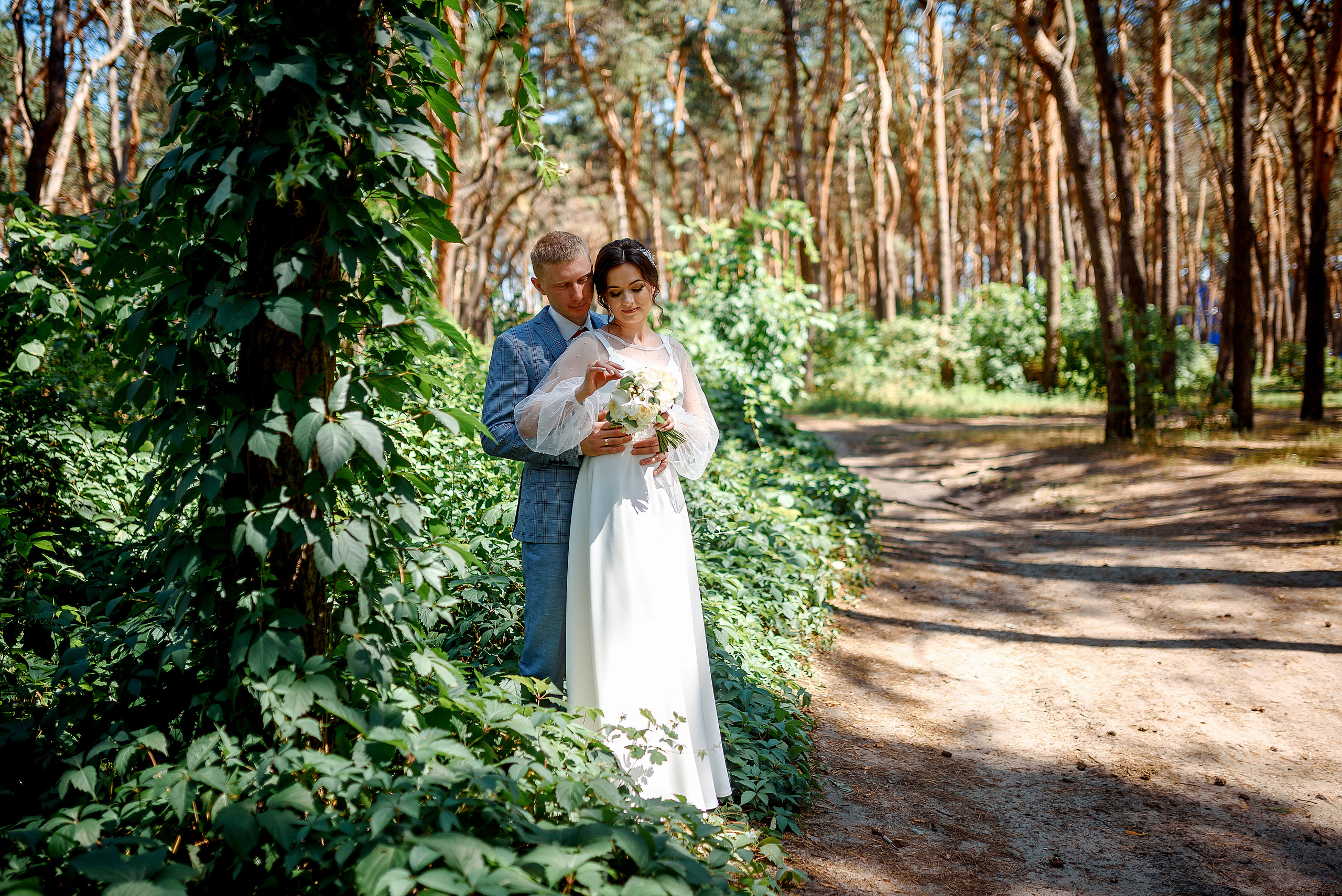 Центральный загс, Лес у Каравана и Собор на Гоголя. Wedding and family photographer