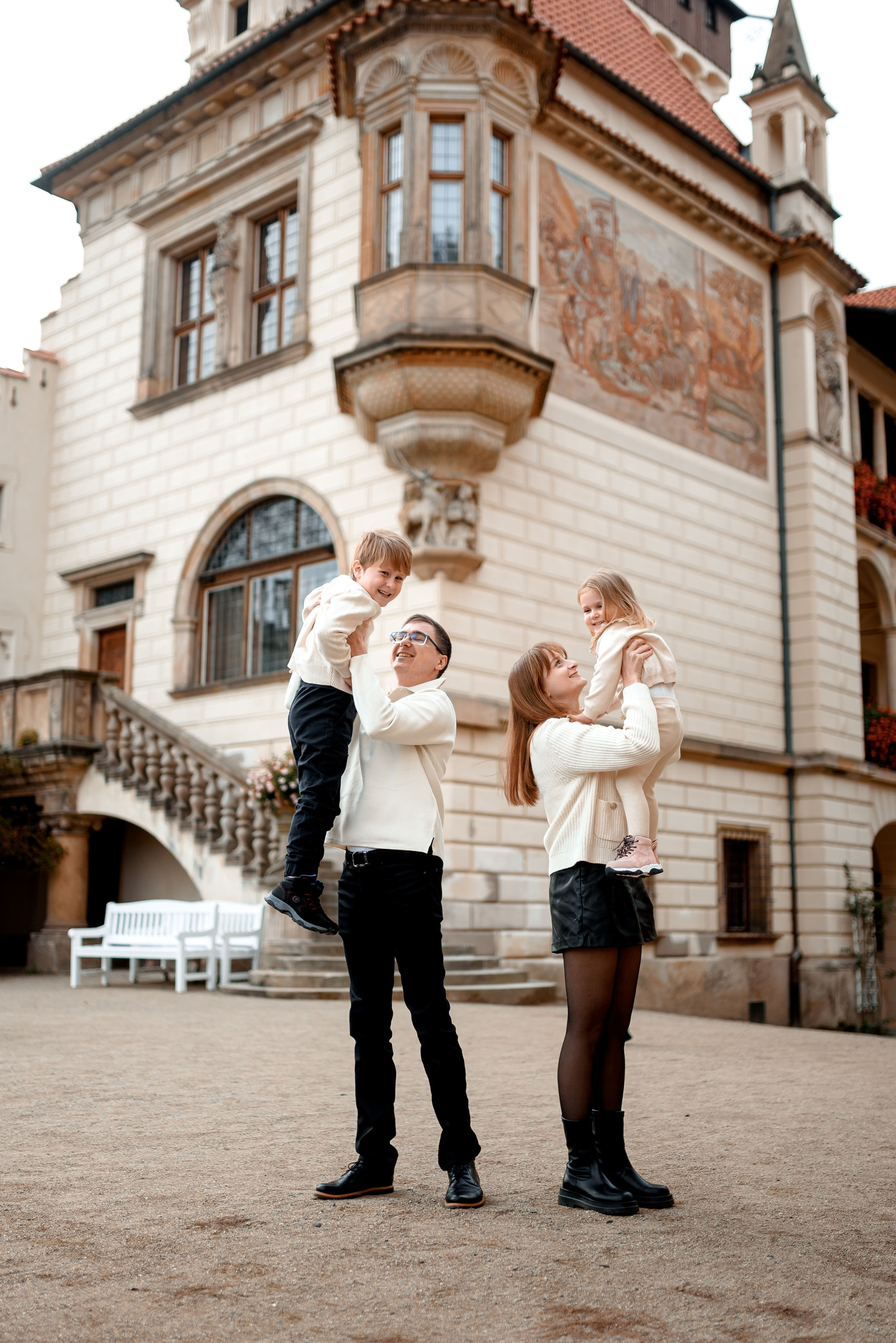 Autumn 2024. Wedding and family photographer