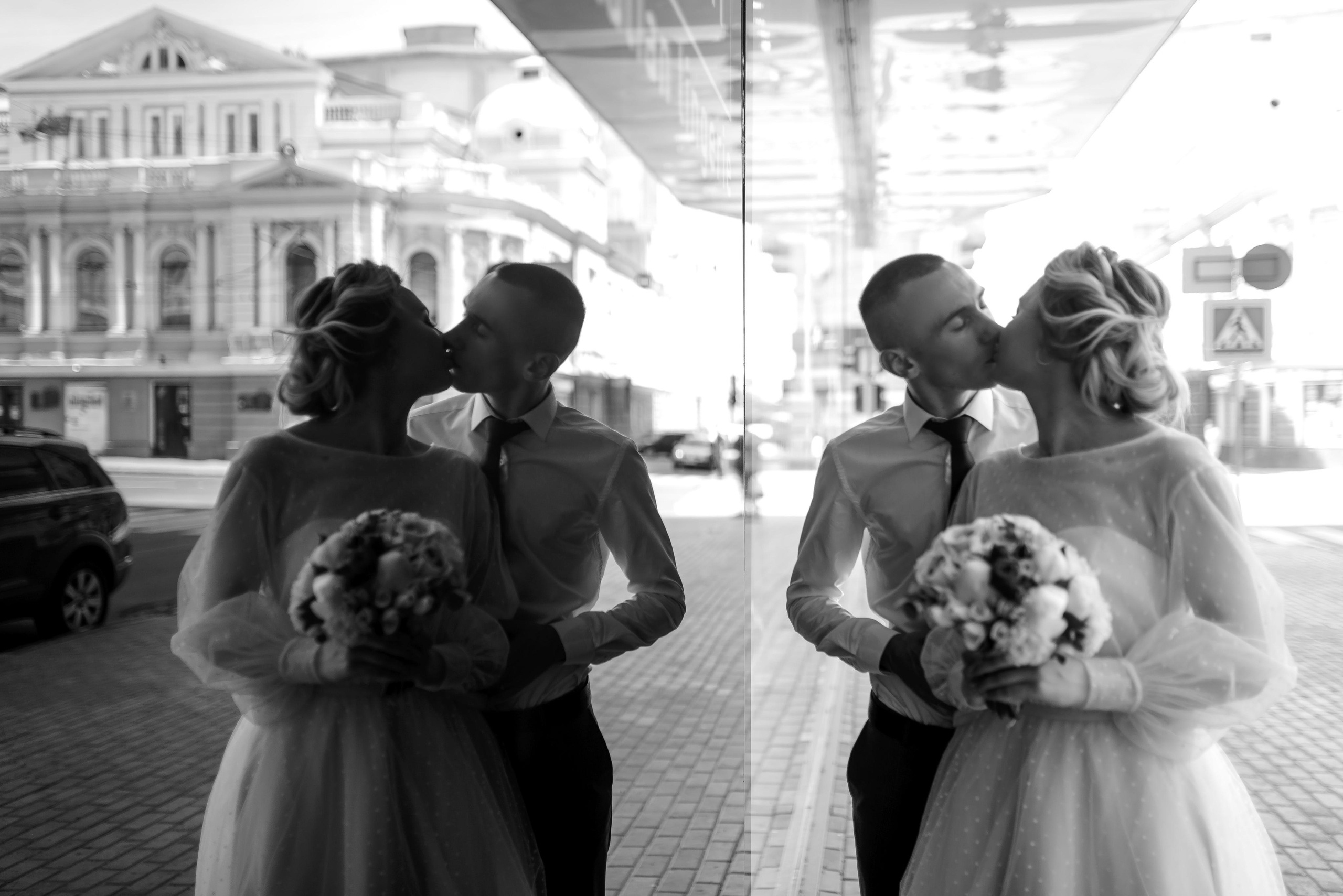 Отель Де Голь и Собор на Гоголя. Wedding and family photographer