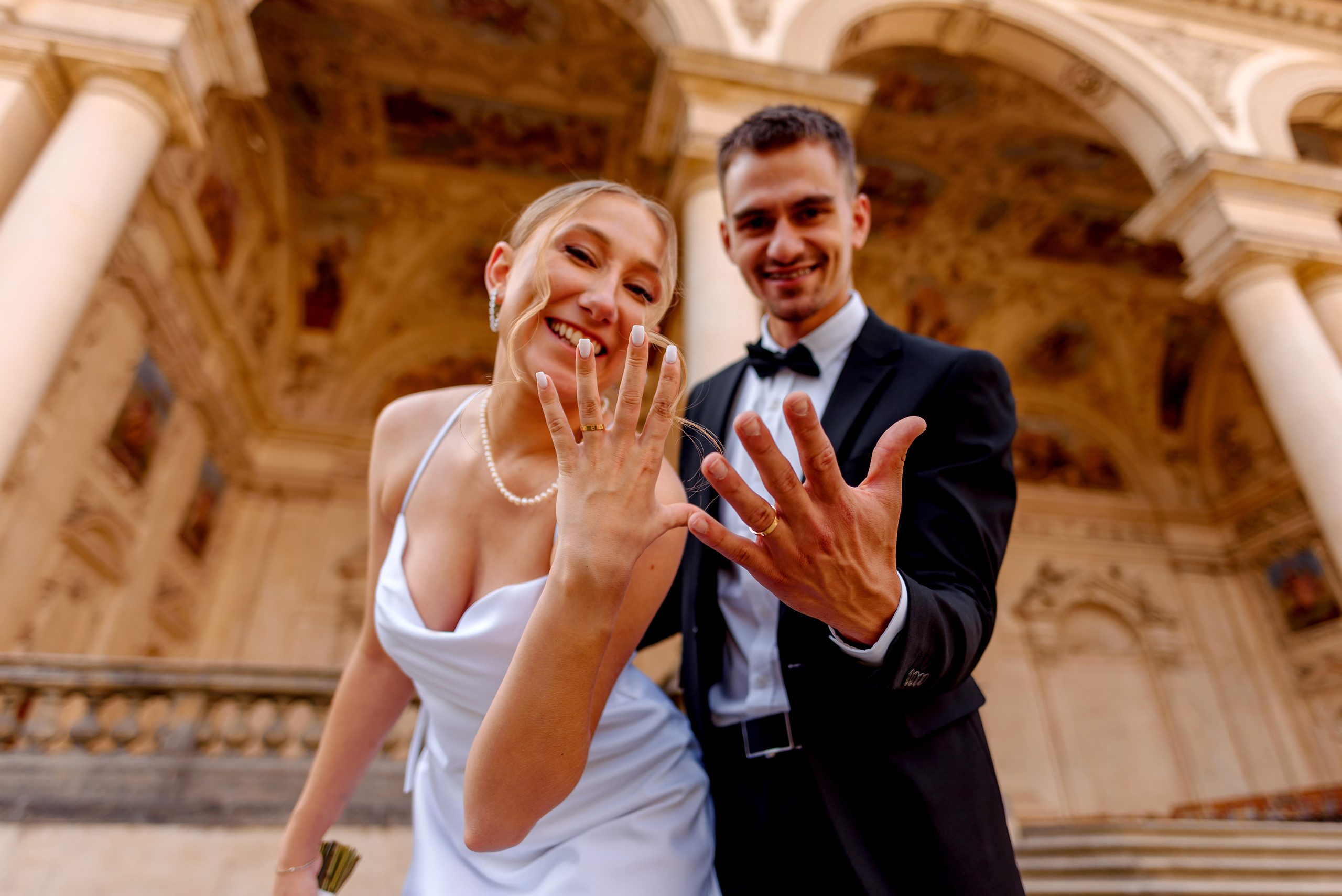 Valdštejnská zahrada. Wedding and family photographer