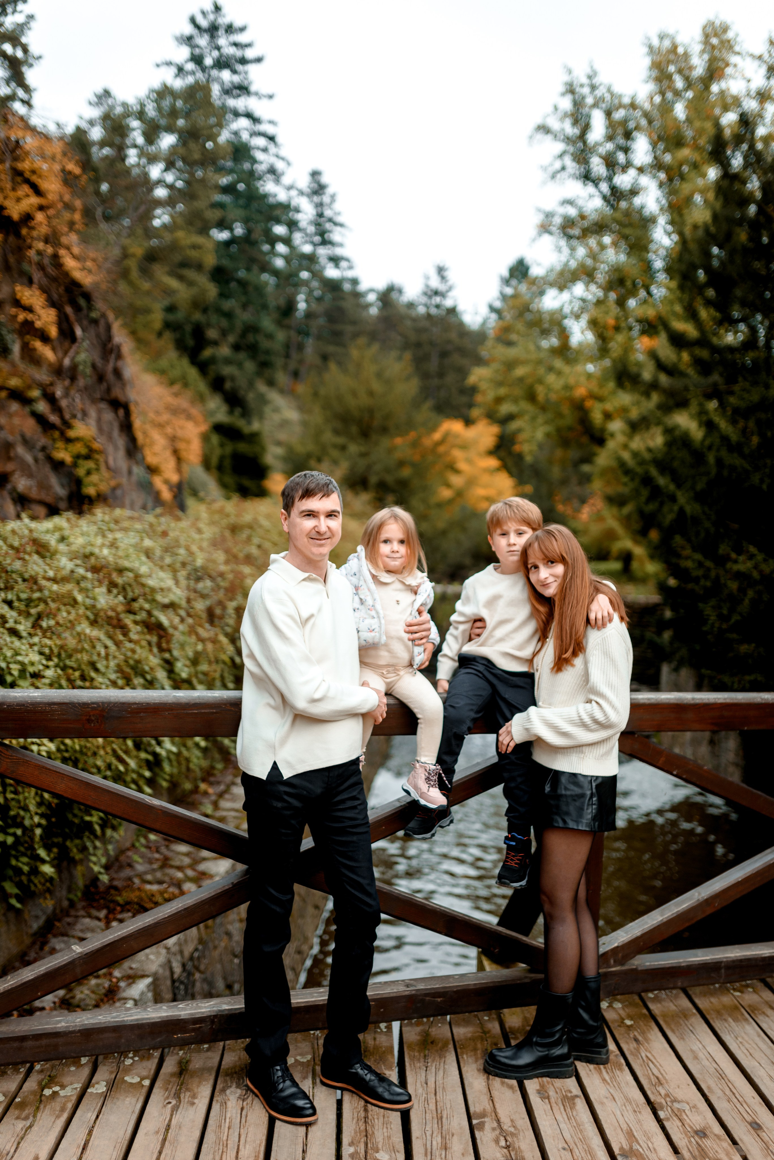 Autumn 2024. Wedding and family photographer