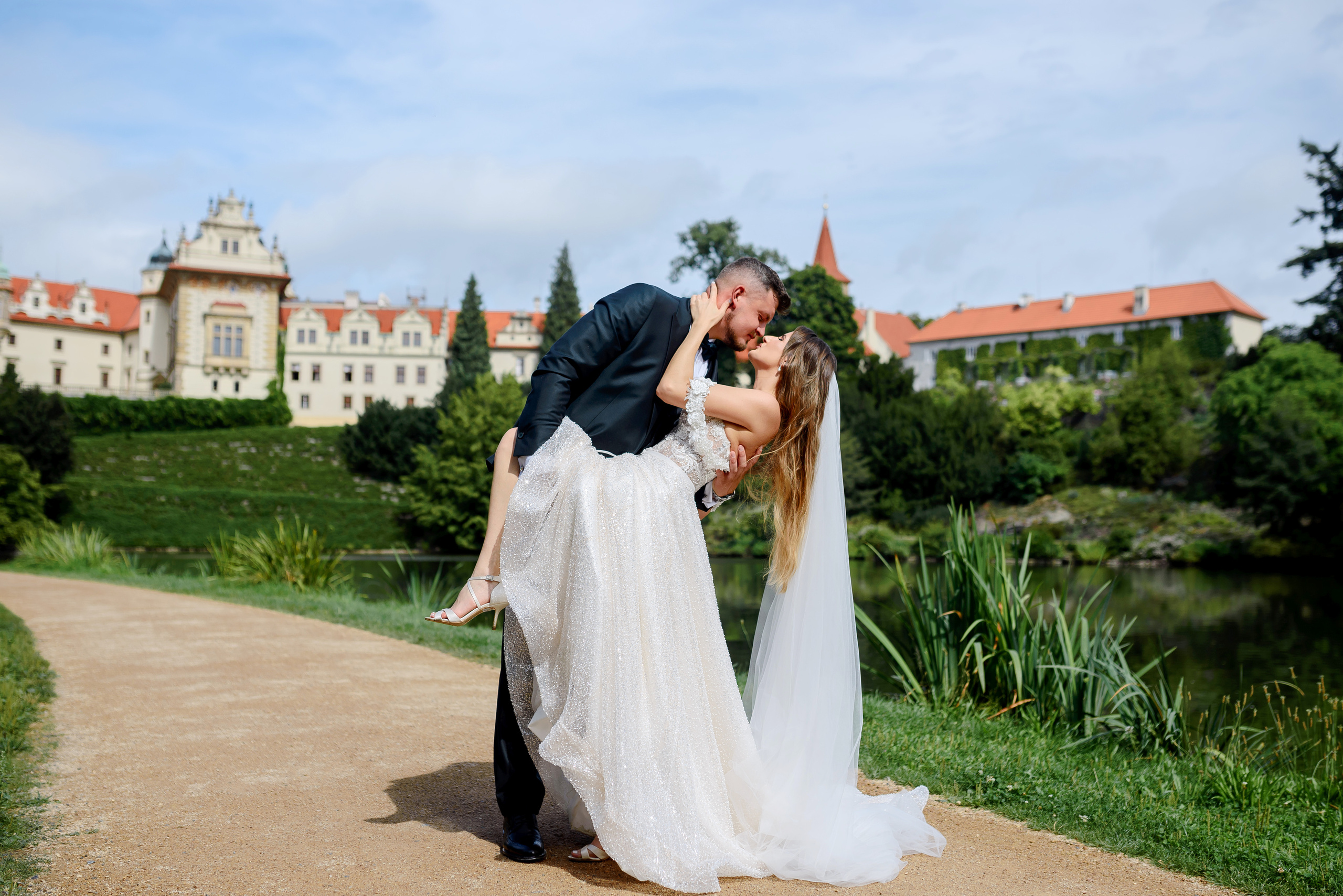 Andrew and Anita. Wedding and family photographer