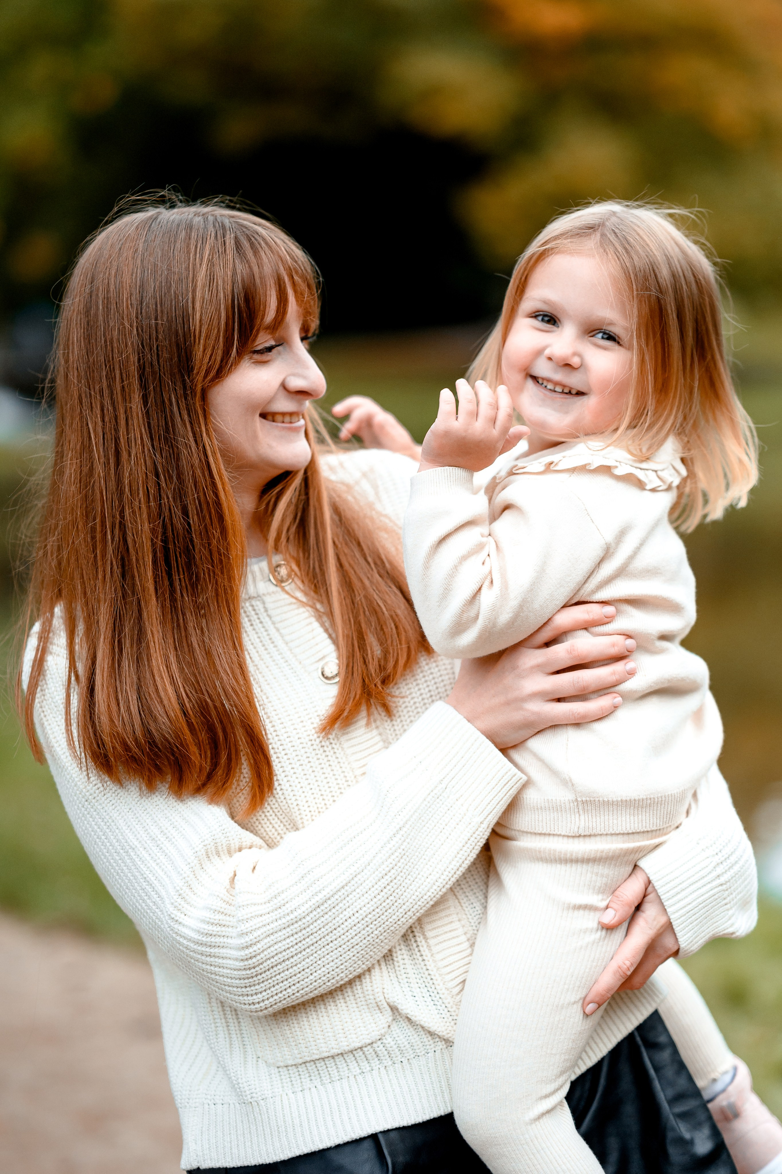 Autumn 2024. Wedding and family photographer