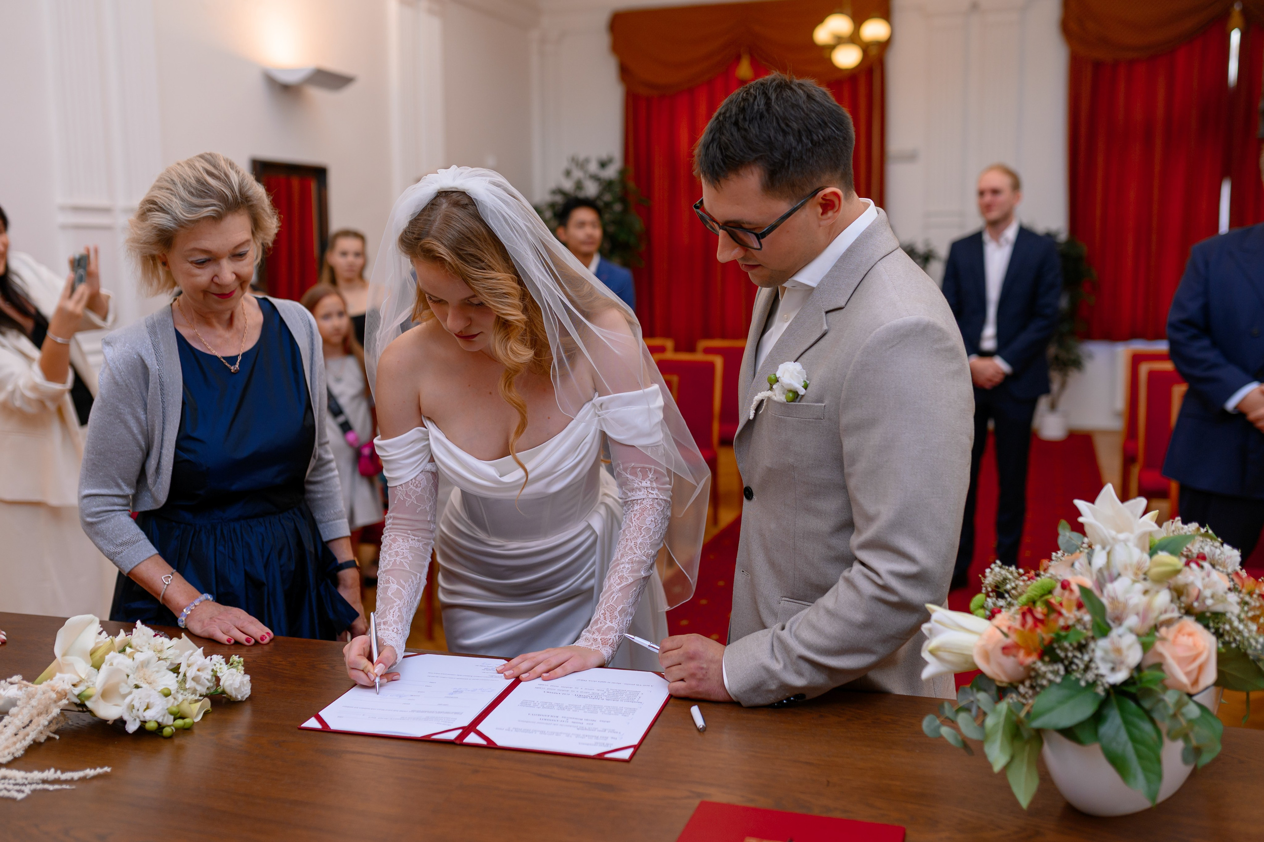 Daniel and Mariya. Wedding and family photographer