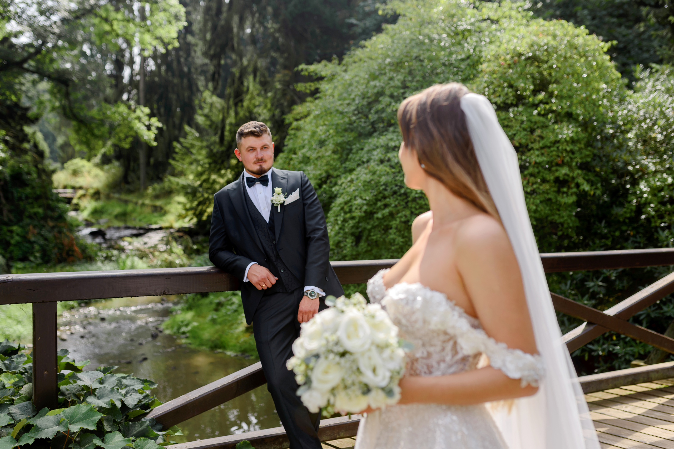 Andrew and Anita. Wedding and family photographer