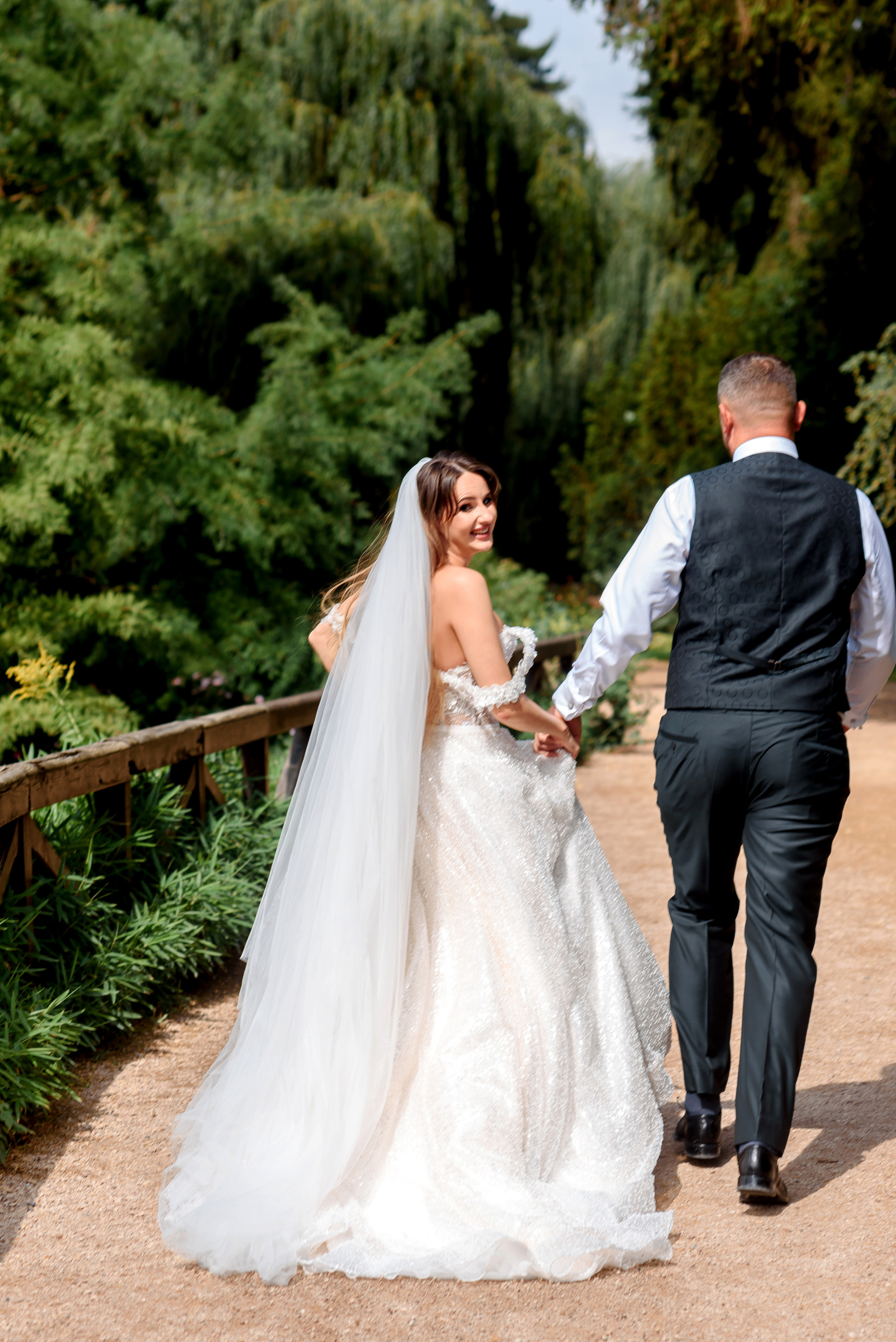 Andrew and Anita. Wedding and family photographer