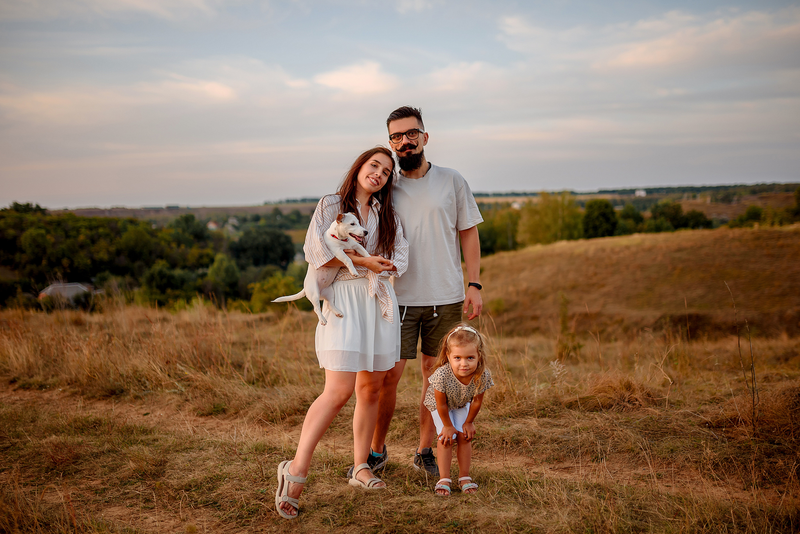 Черкасская лозовая. Wedding and family photographer