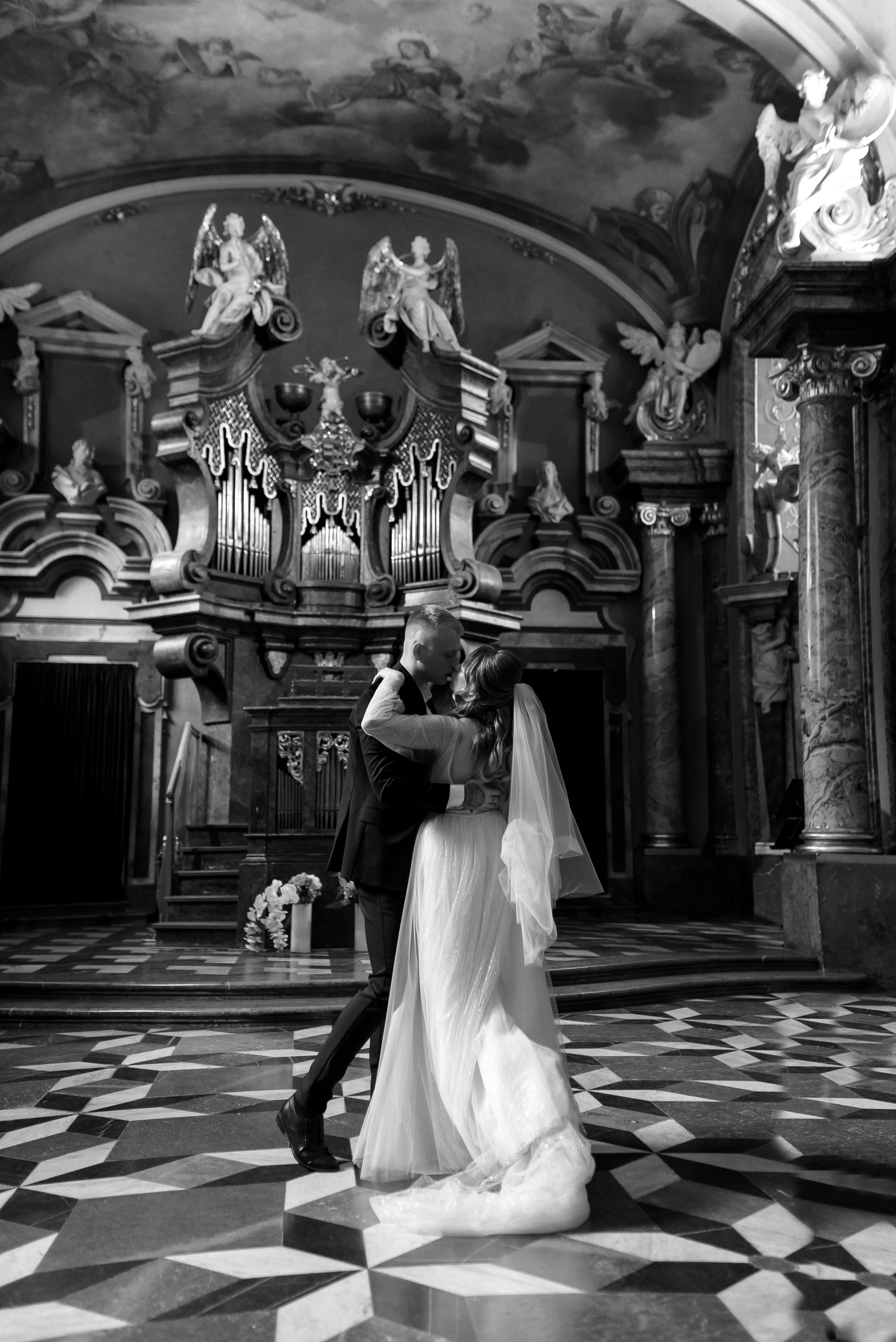 Maxim and Vika. Wedding and family photographer