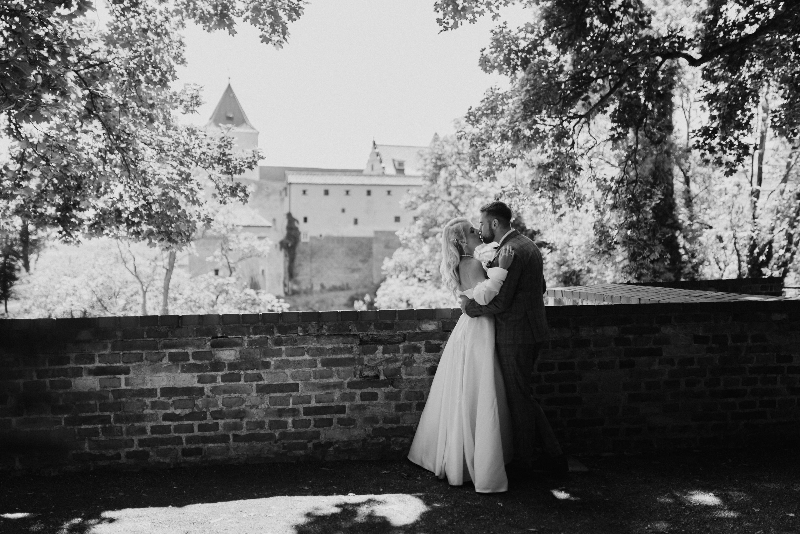 Queen garden. Wedding and family photographer