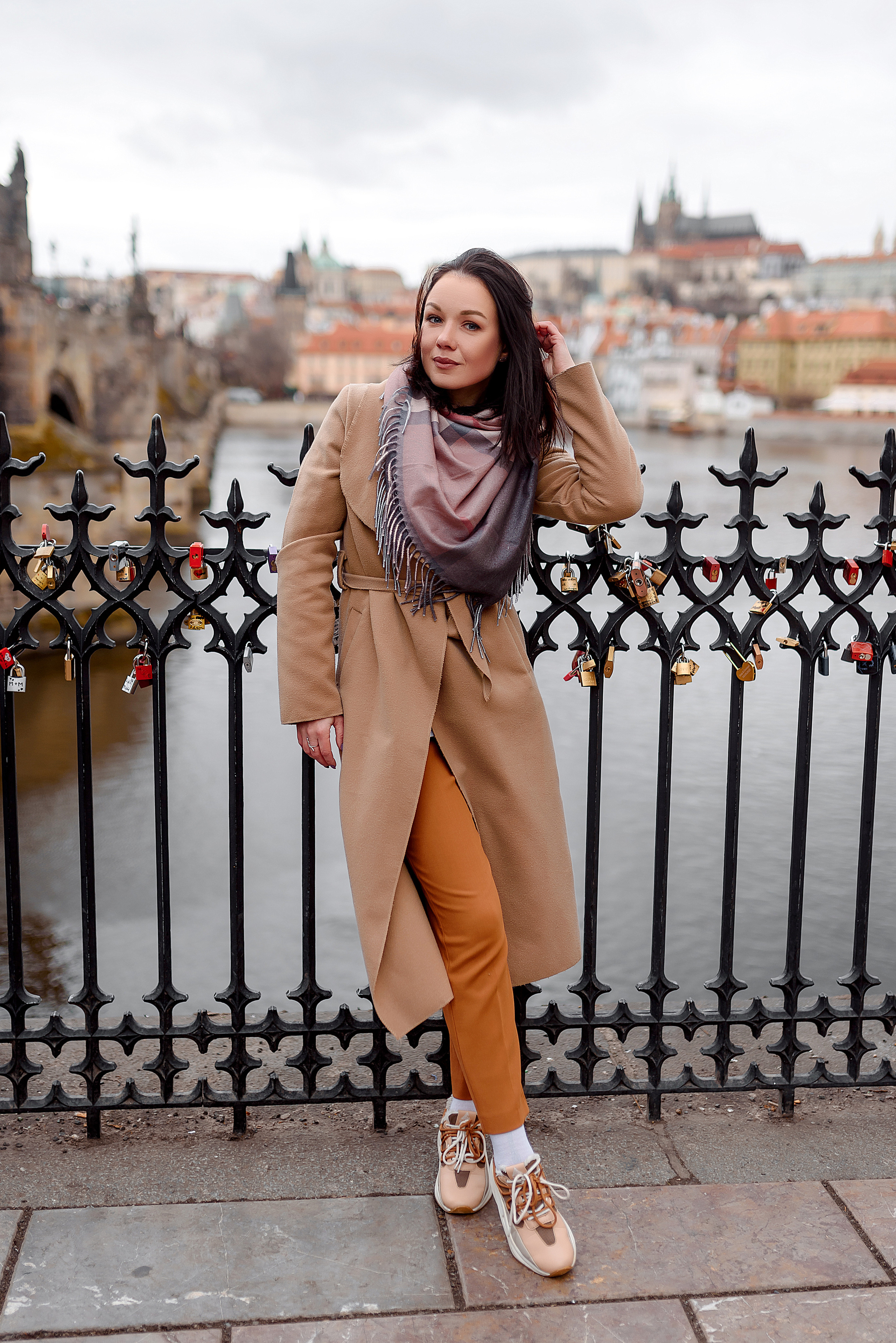 Sofi. Wedding and family photographer