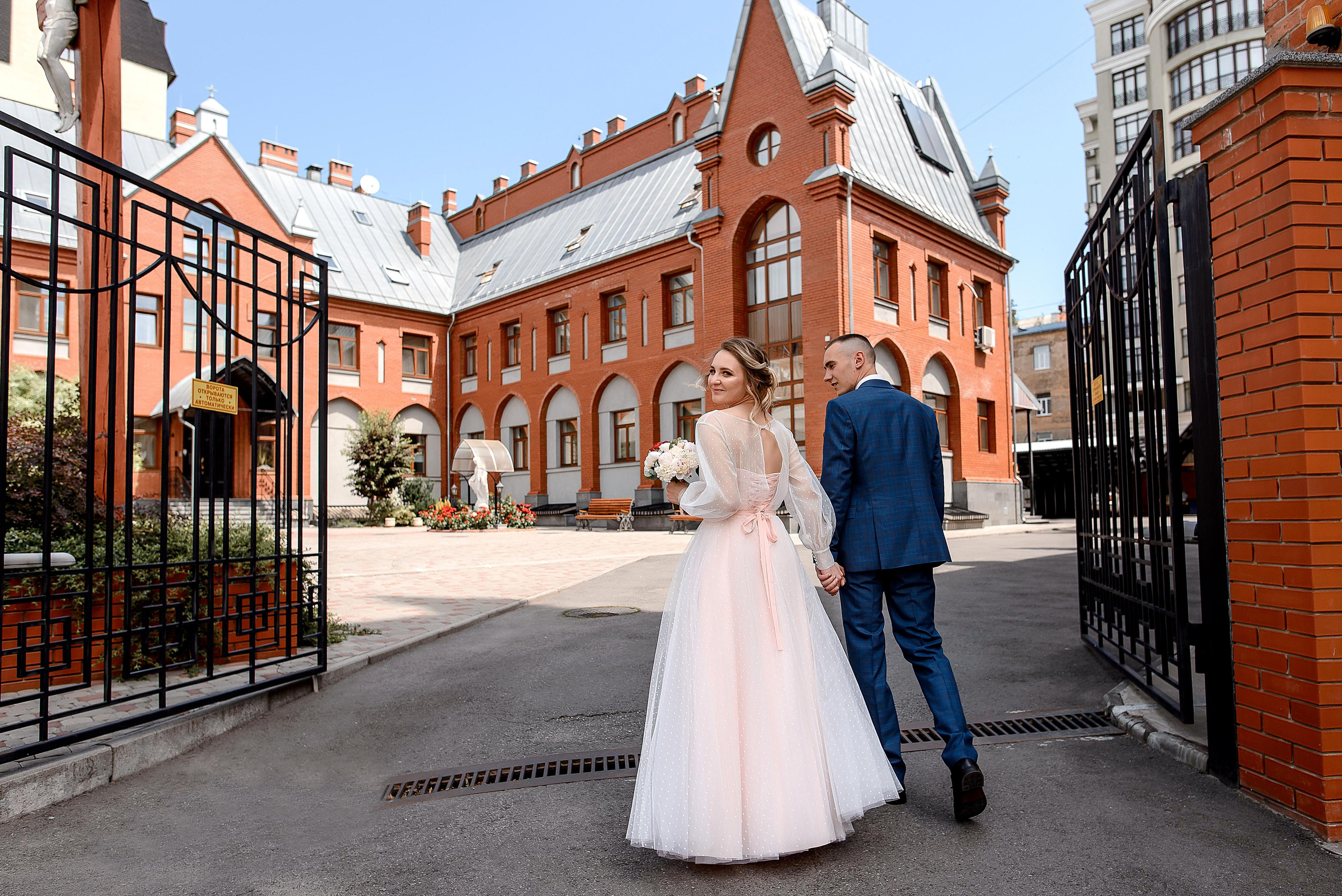 Отель Де Голь и Собор на Гоголя. Wedding and family photographer