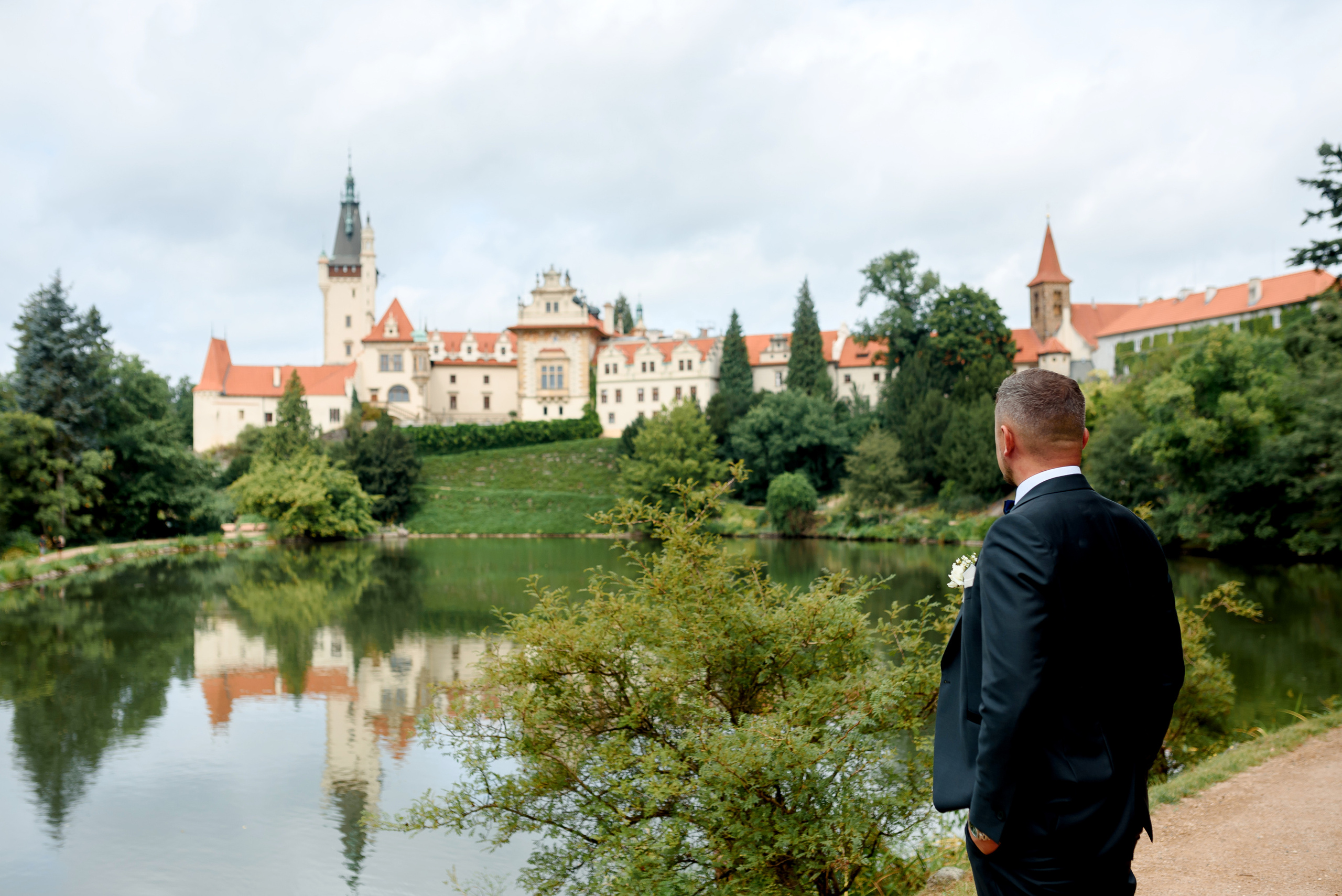 Andrew and Anita. Wedding and family photographer