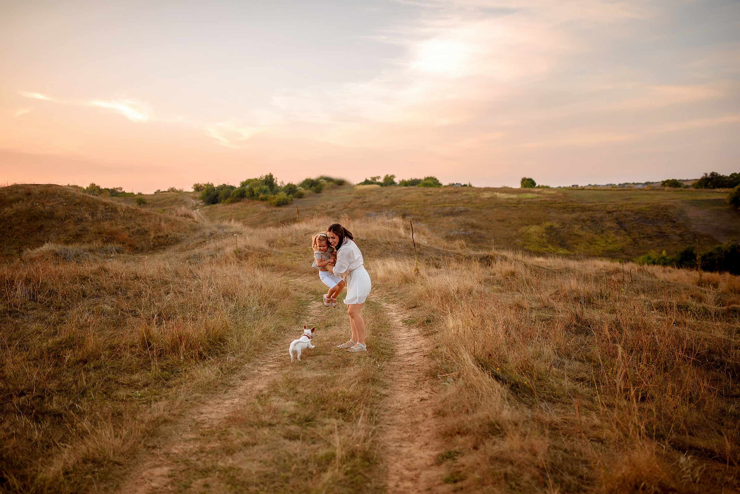 Черкасская лозовая. Wedding and family photographer