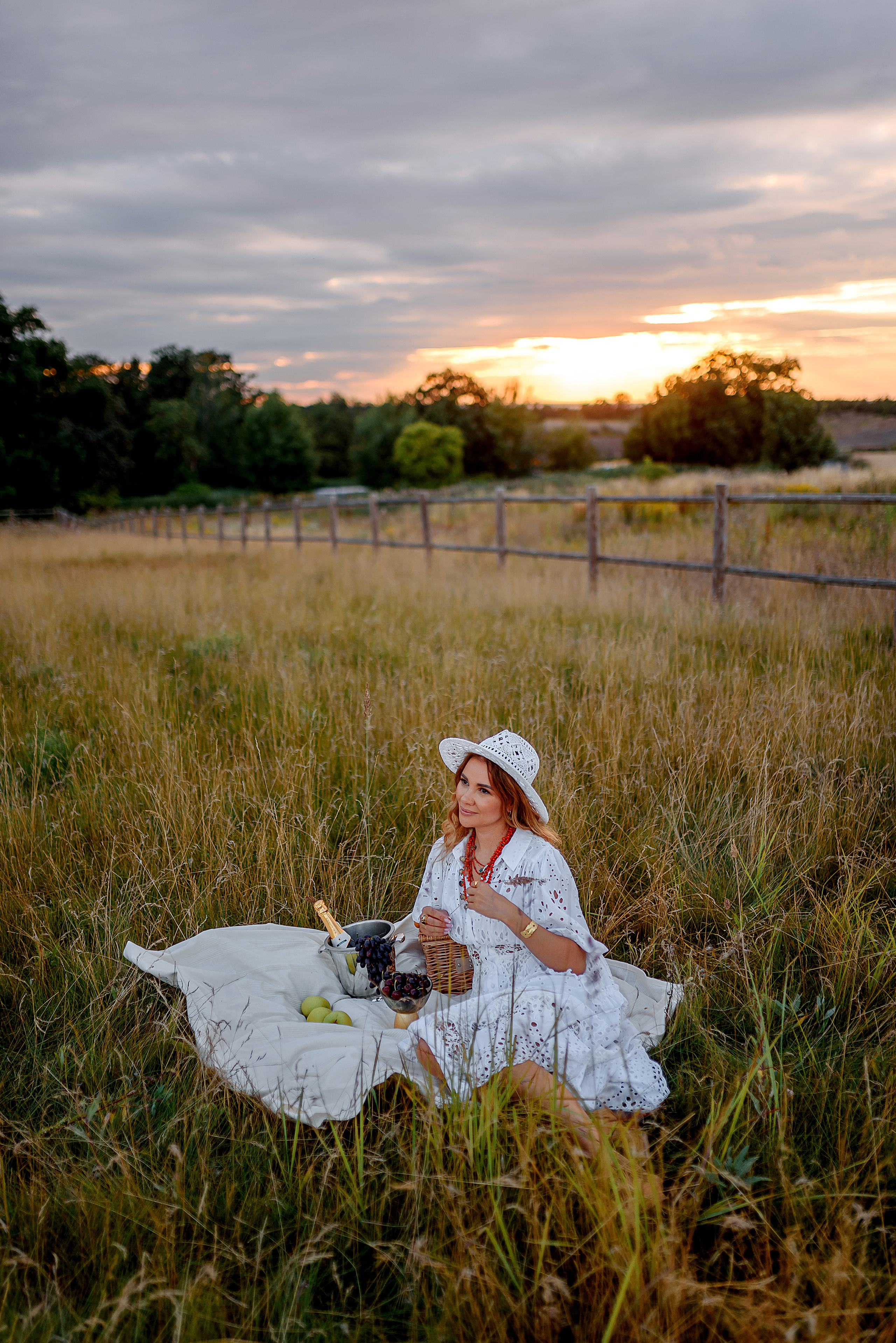 Uliana. Wedding and family photographer