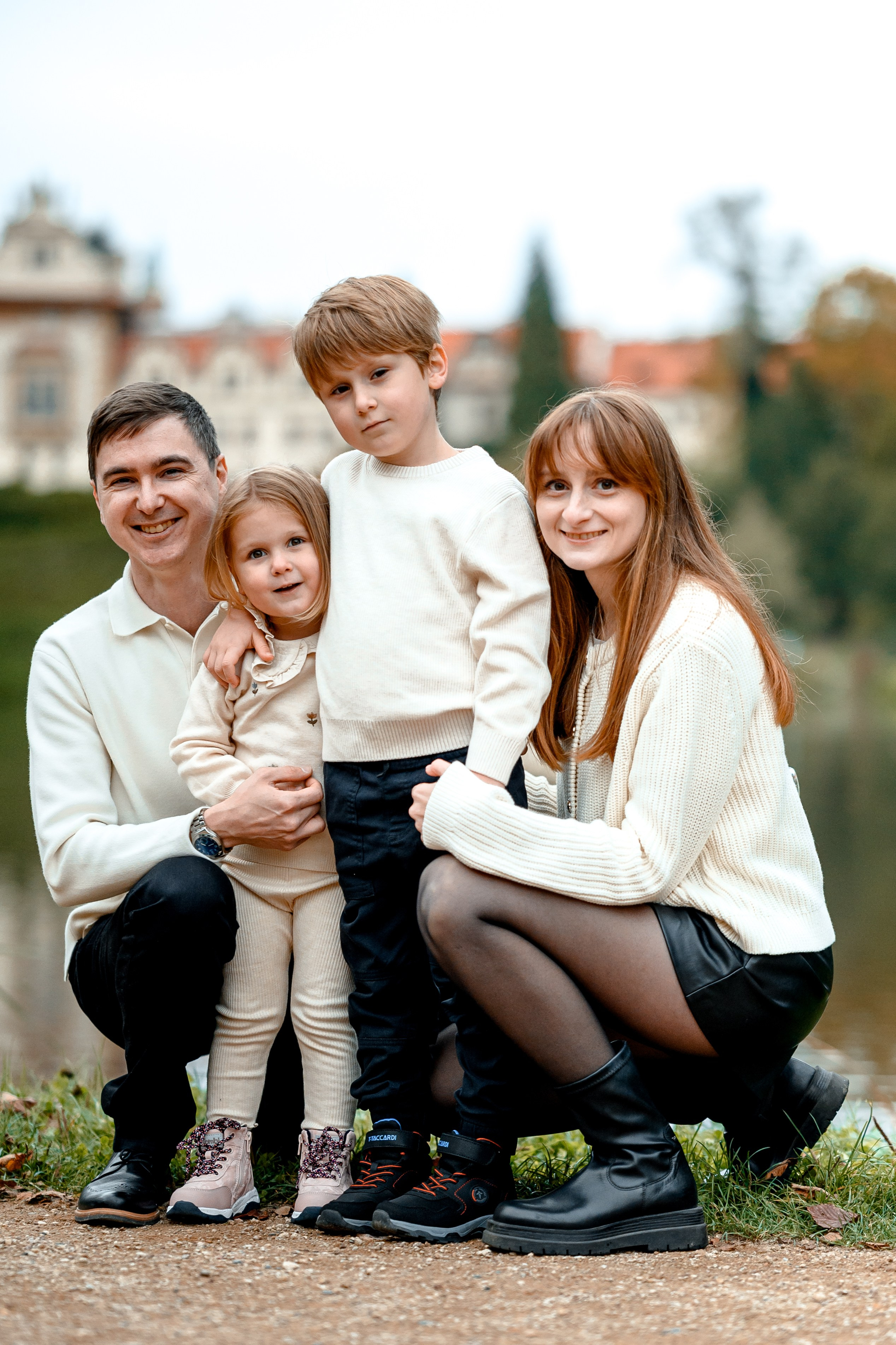 Autumn 2024. Wedding and family photographer