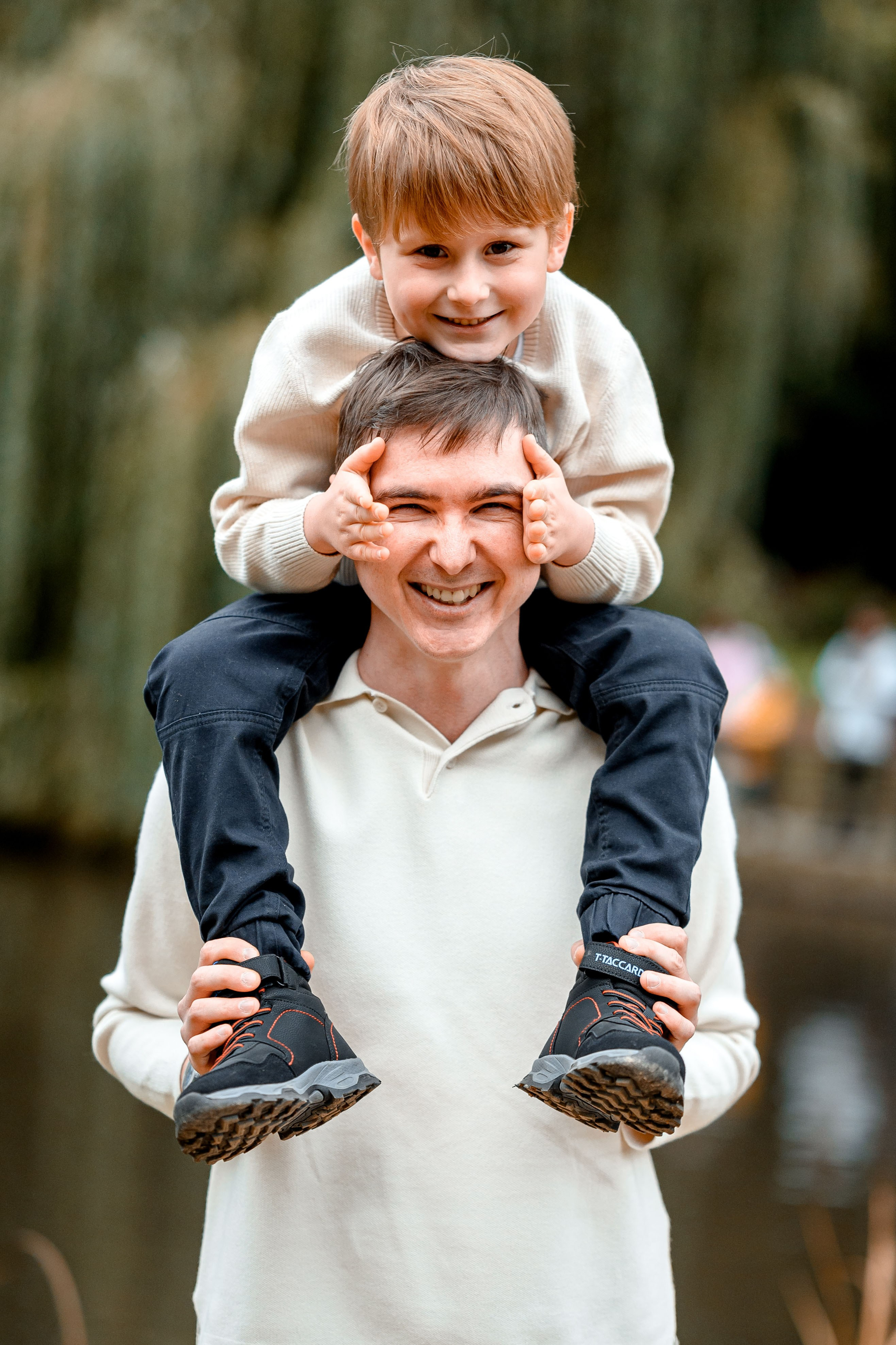 Autumn 2024. Wedding and family photographer