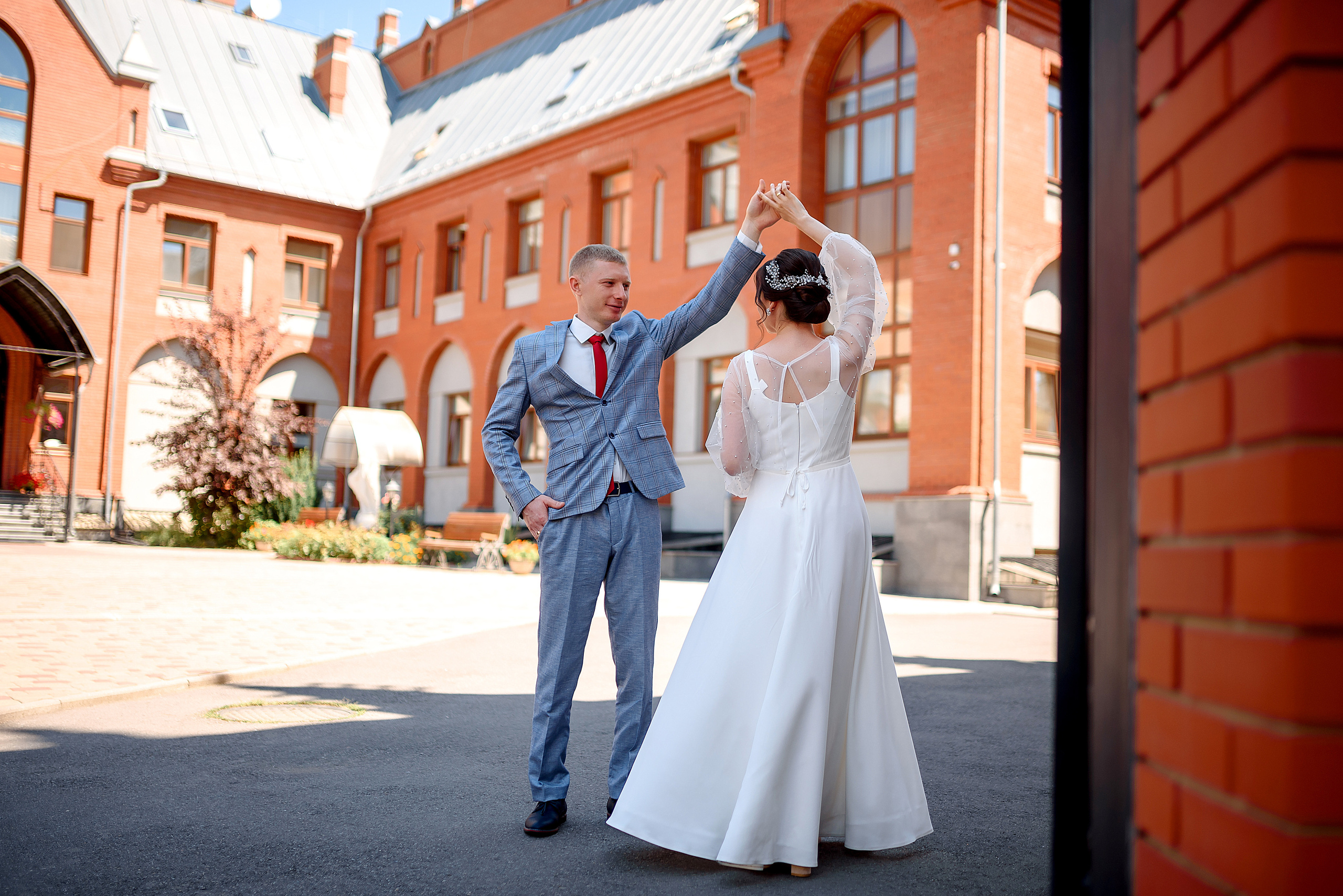 Центральный загс, Лес у Каравана и Собор на Гоголя. Wedding and family photographer