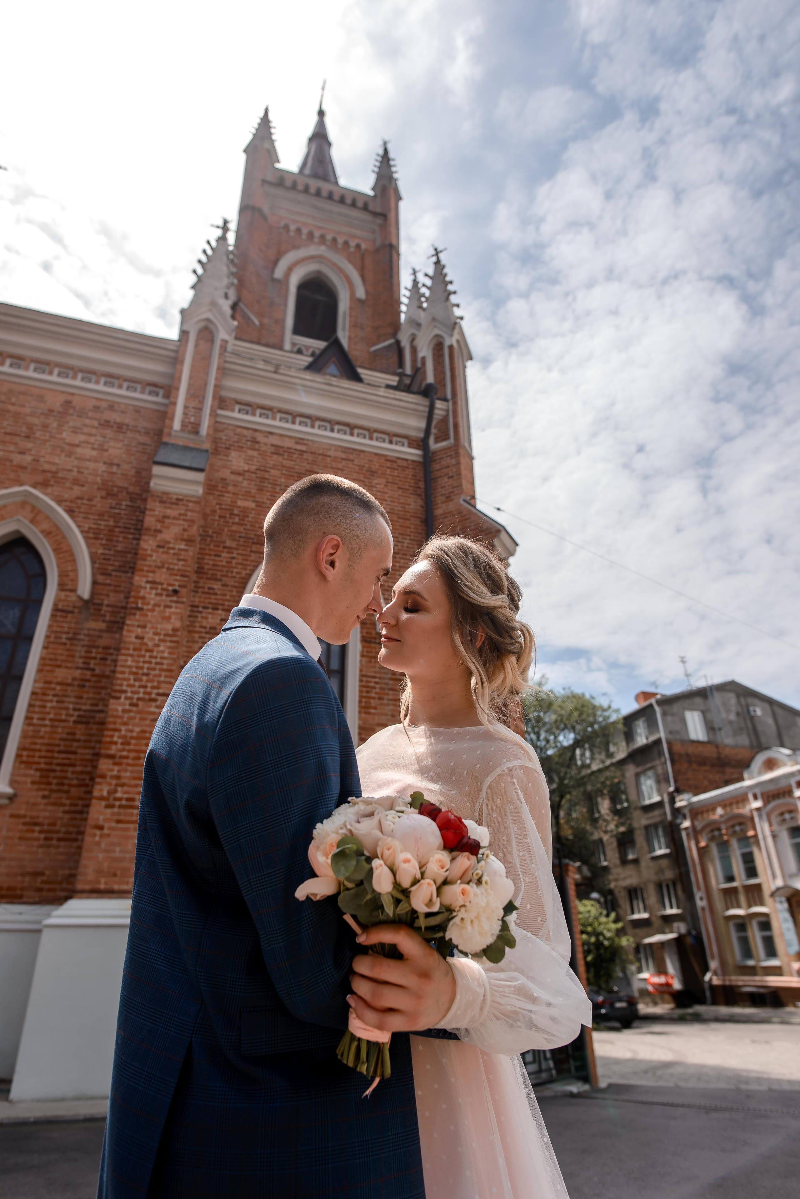 Отель Де Голь и Собор на Гоголя. Wedding and family photographer
