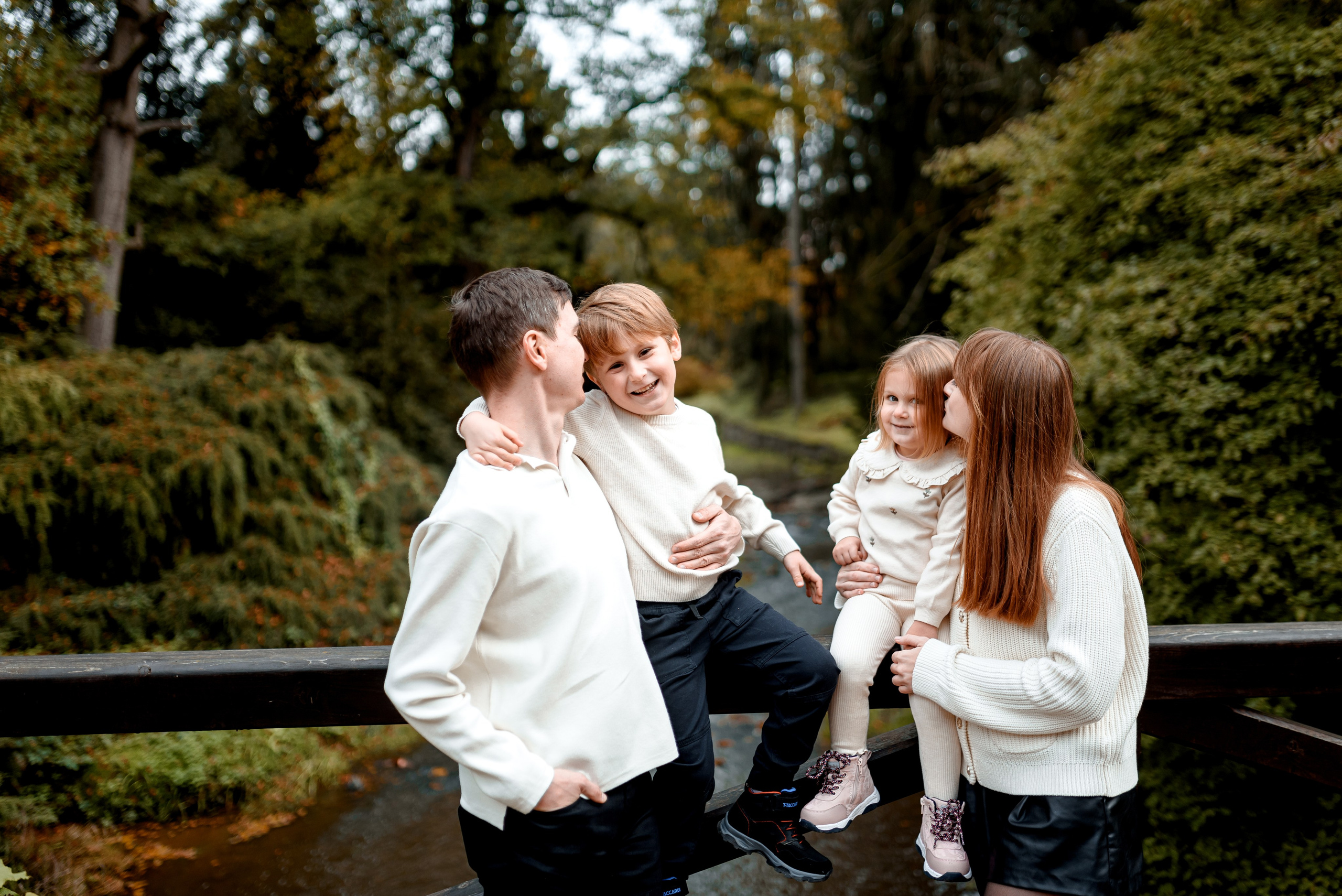 Autumn 2024. Wedding and family photographer