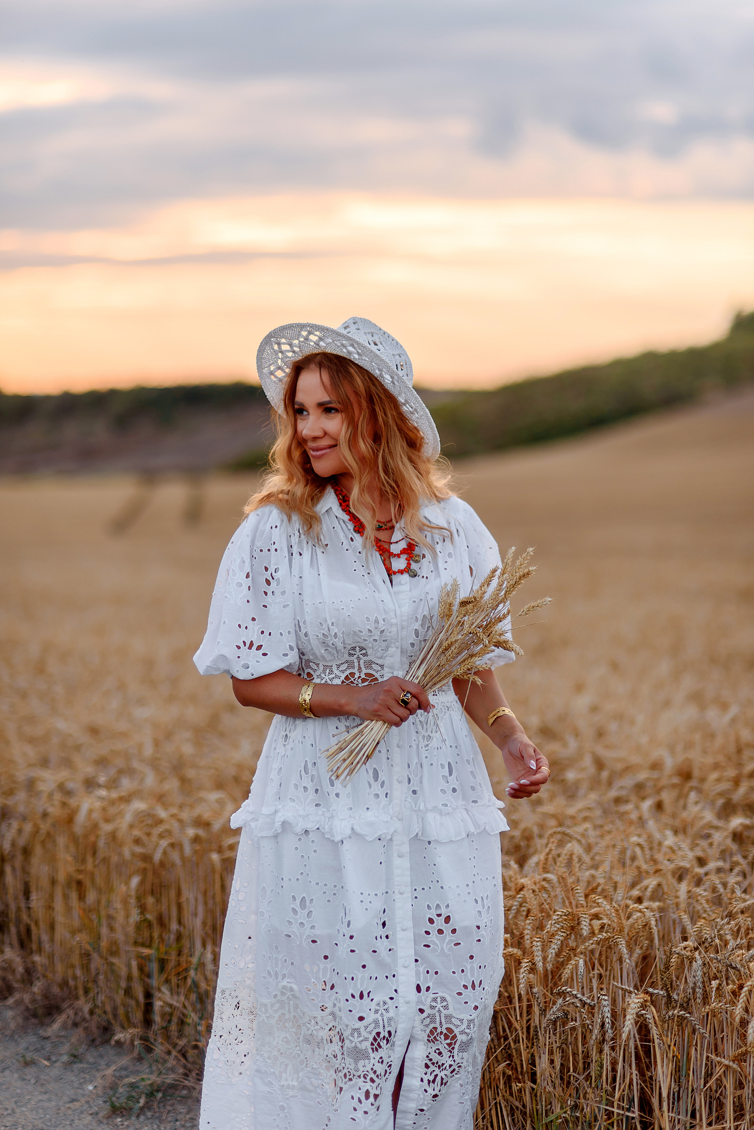 Uliana. Wedding and family photographer