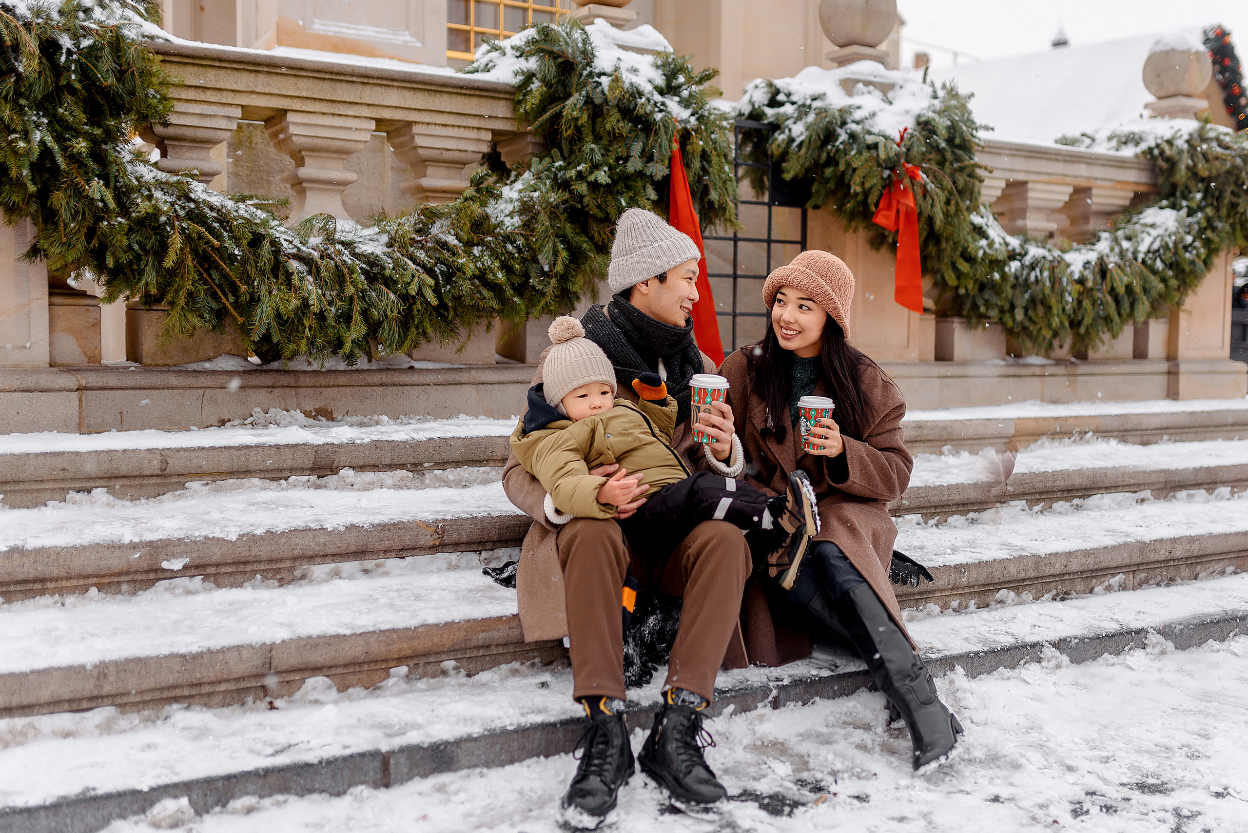 Christmas in Prague. Wedding and family photographer