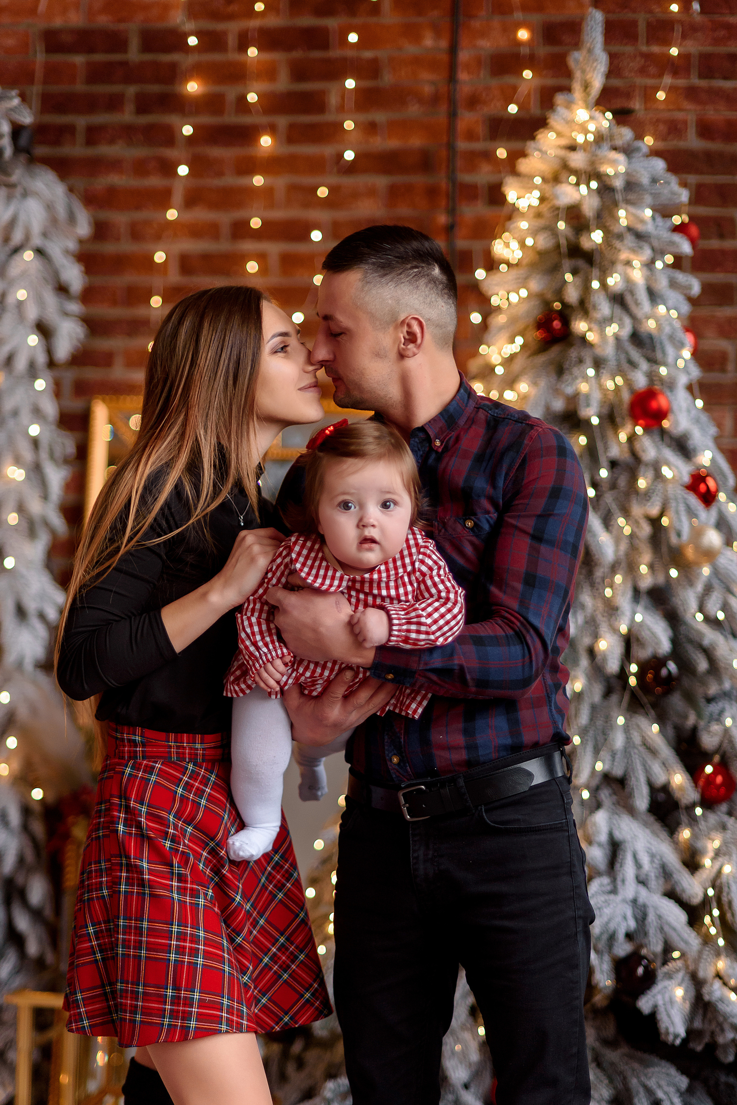 Christmas in studio. Wedding and family photographer