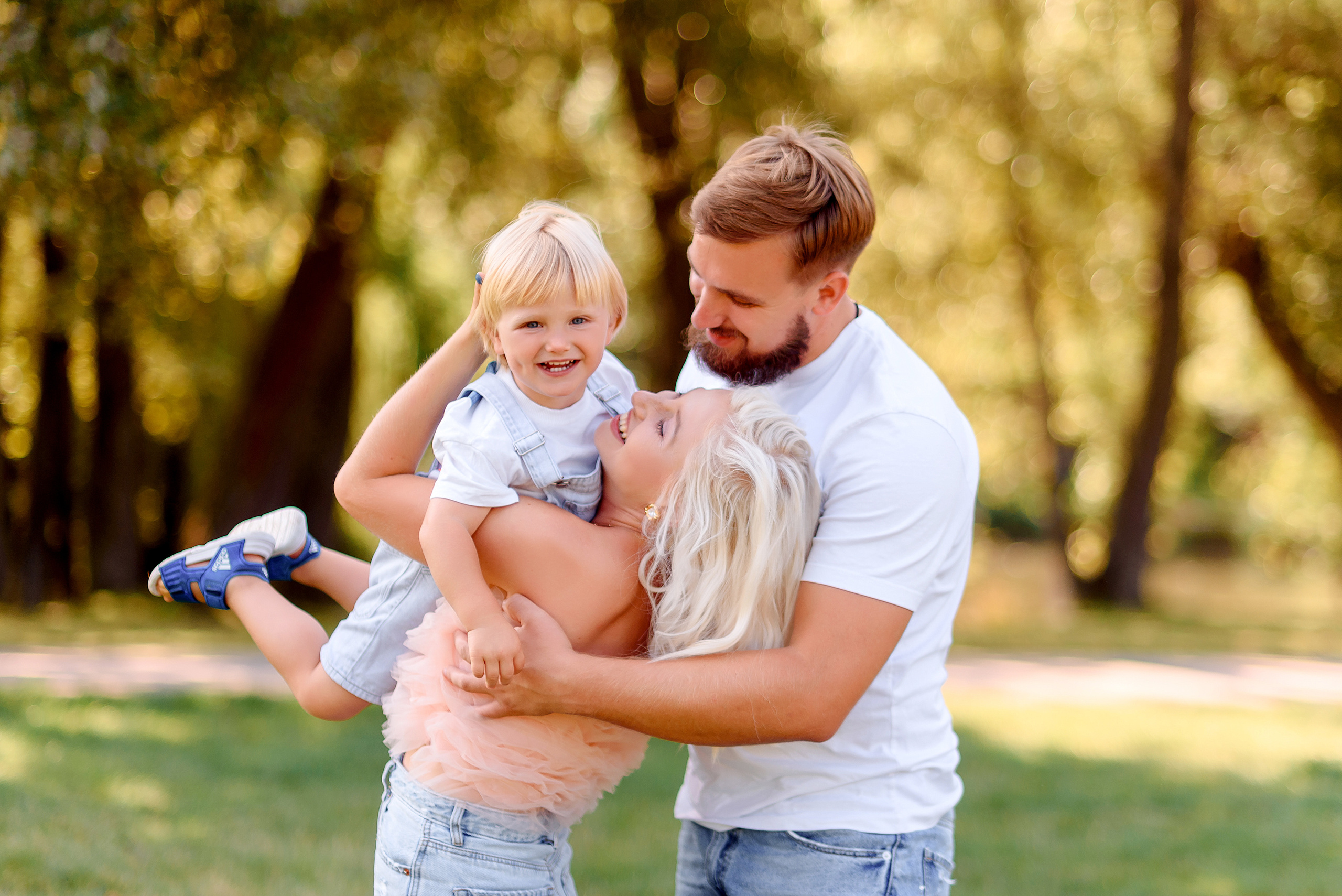 Прага. Семейная съемка. Wedding and family photographer