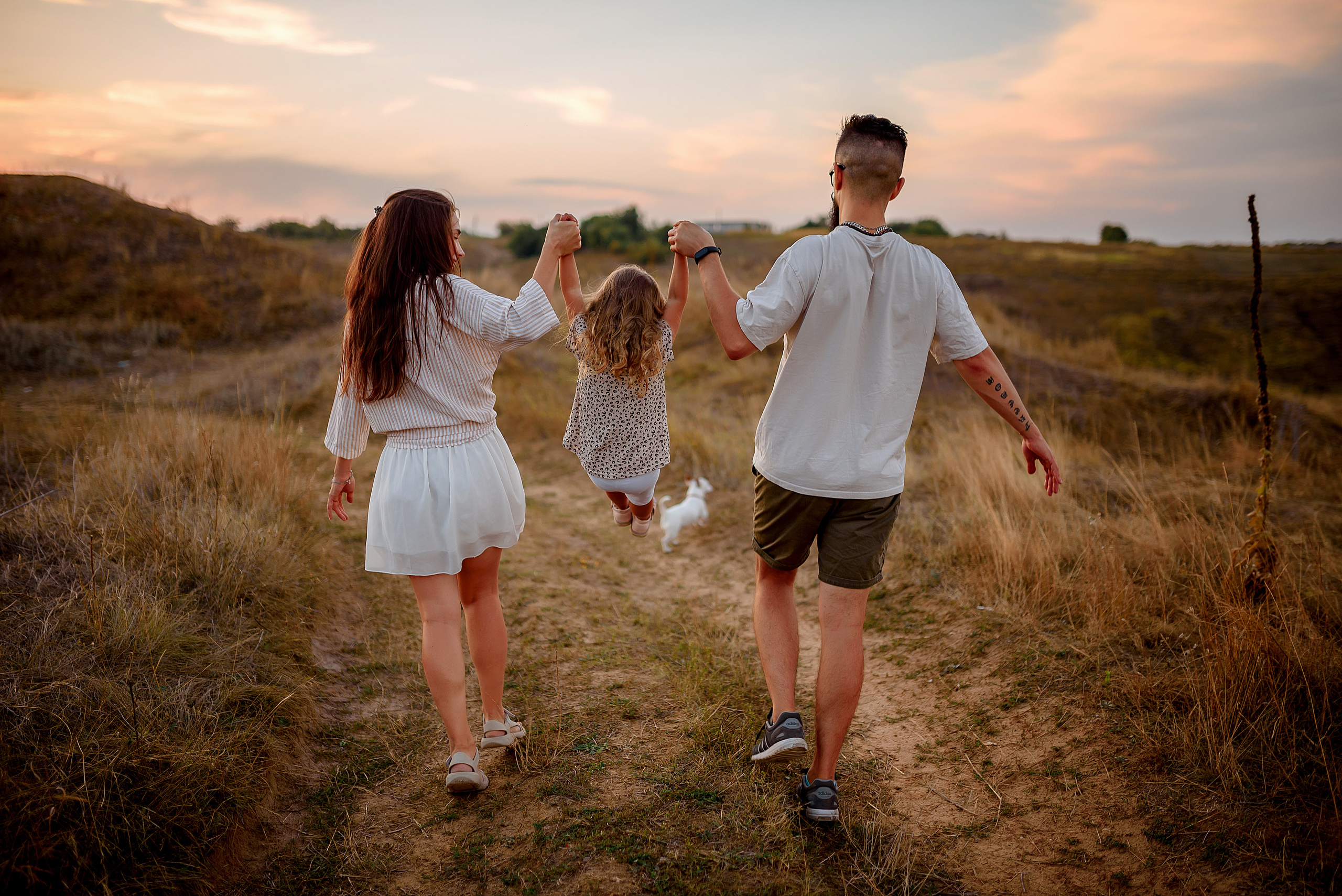 Черкасская лозовая. Wedding and family photographer