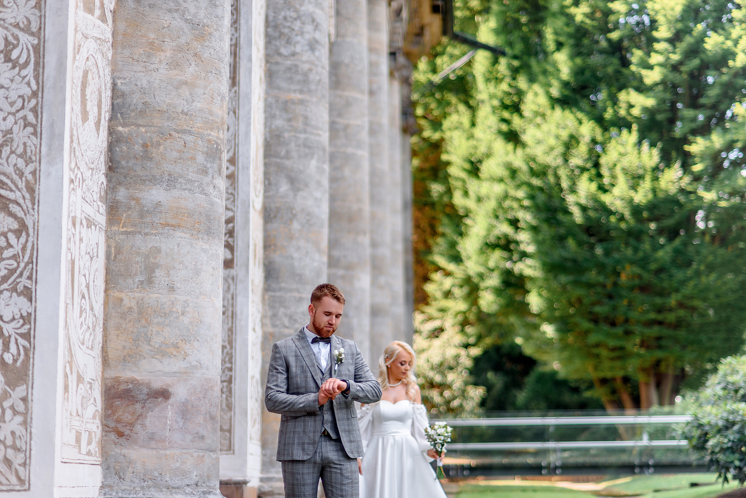 Queen garden. Wedding and family photographer