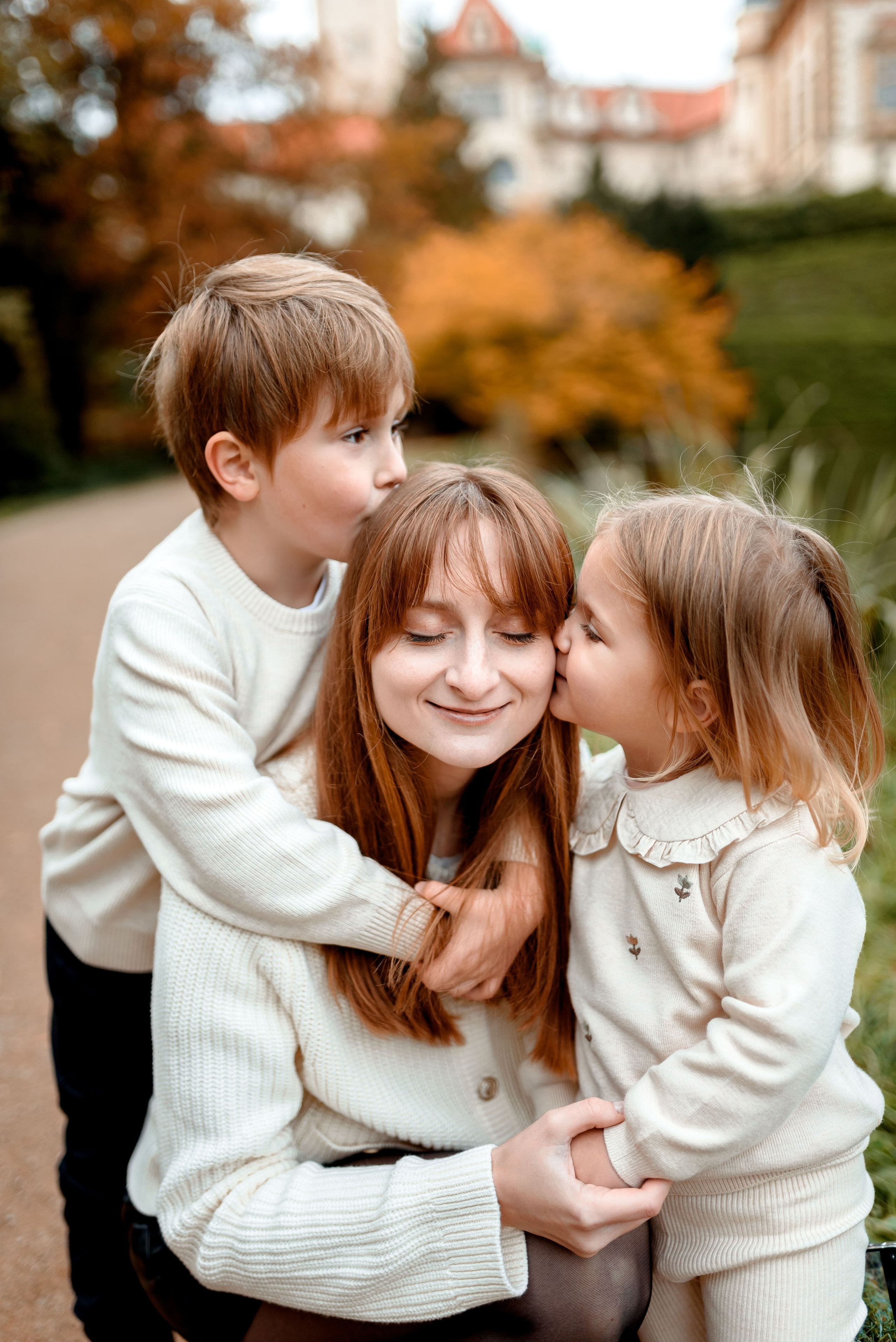 Autumn 2024. Wedding and family photographer