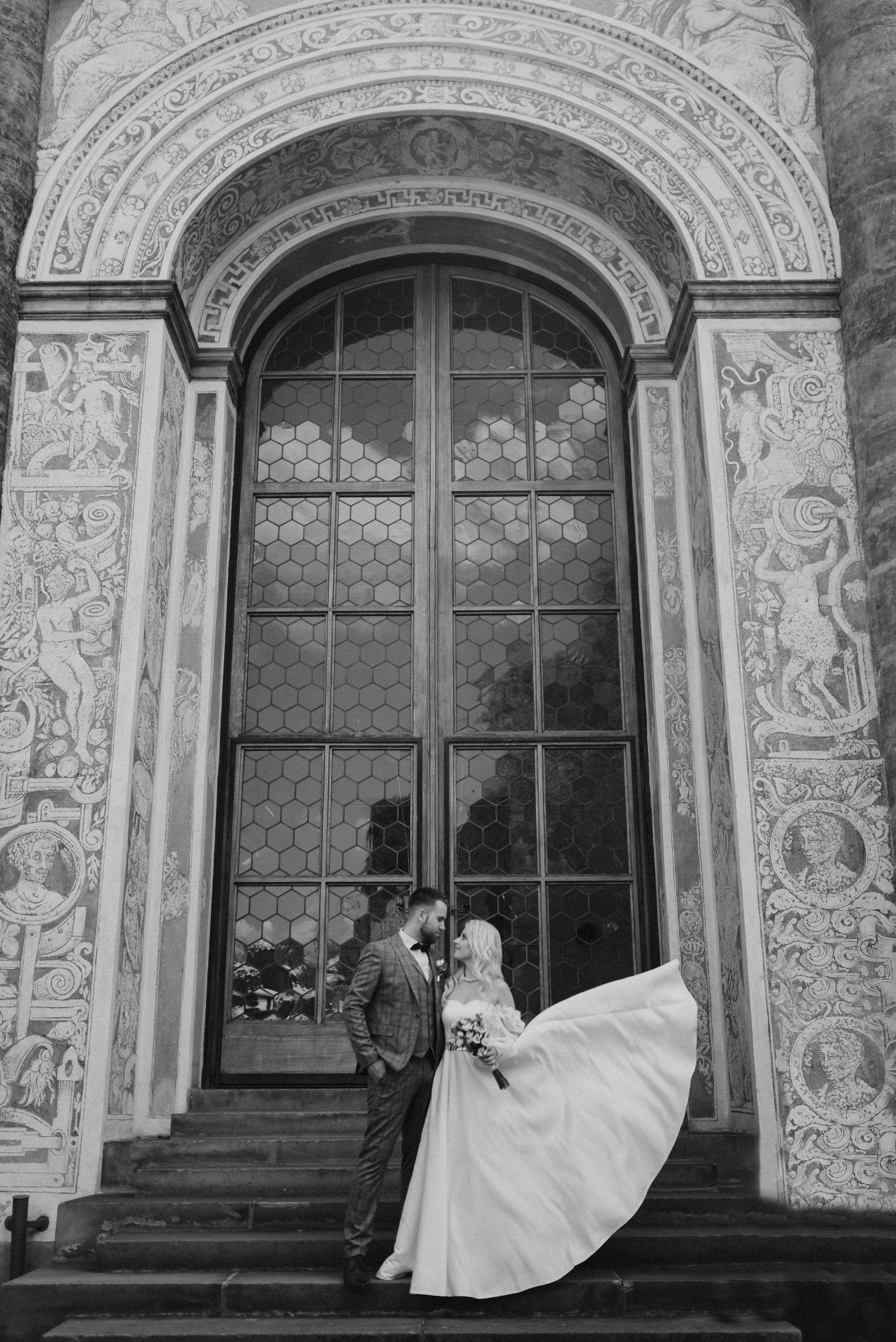 Queen garden. Wedding and family photographer