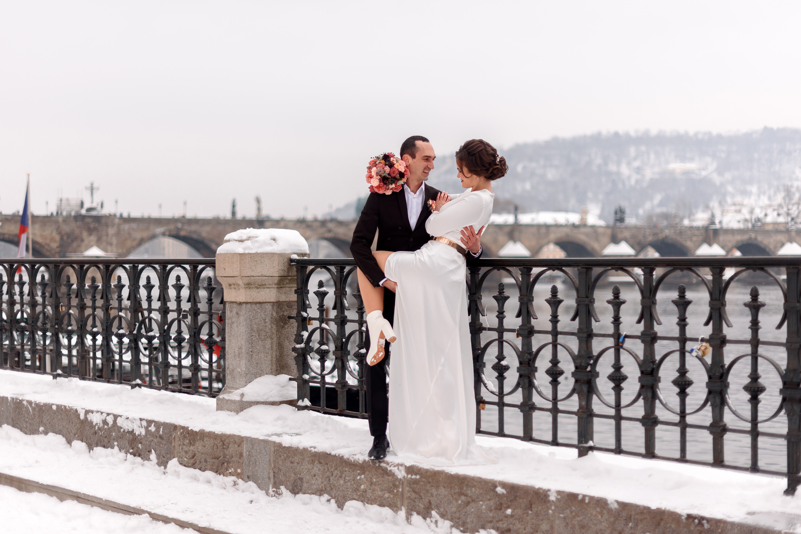Зимняя свадьба в Праге. Wedding and family photographer