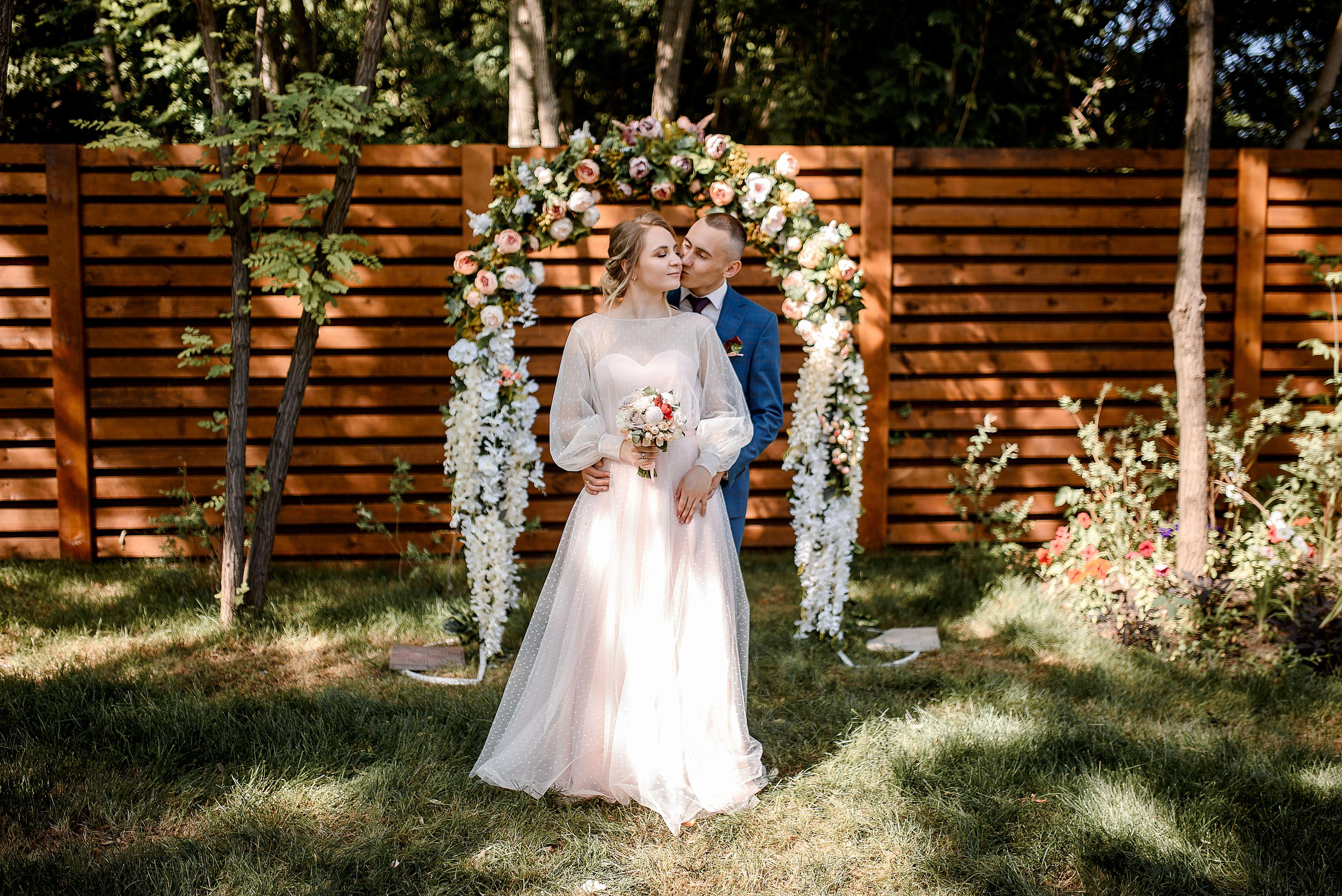 Отель Де Голь и Собор на Гоголя. Wedding and family photographer