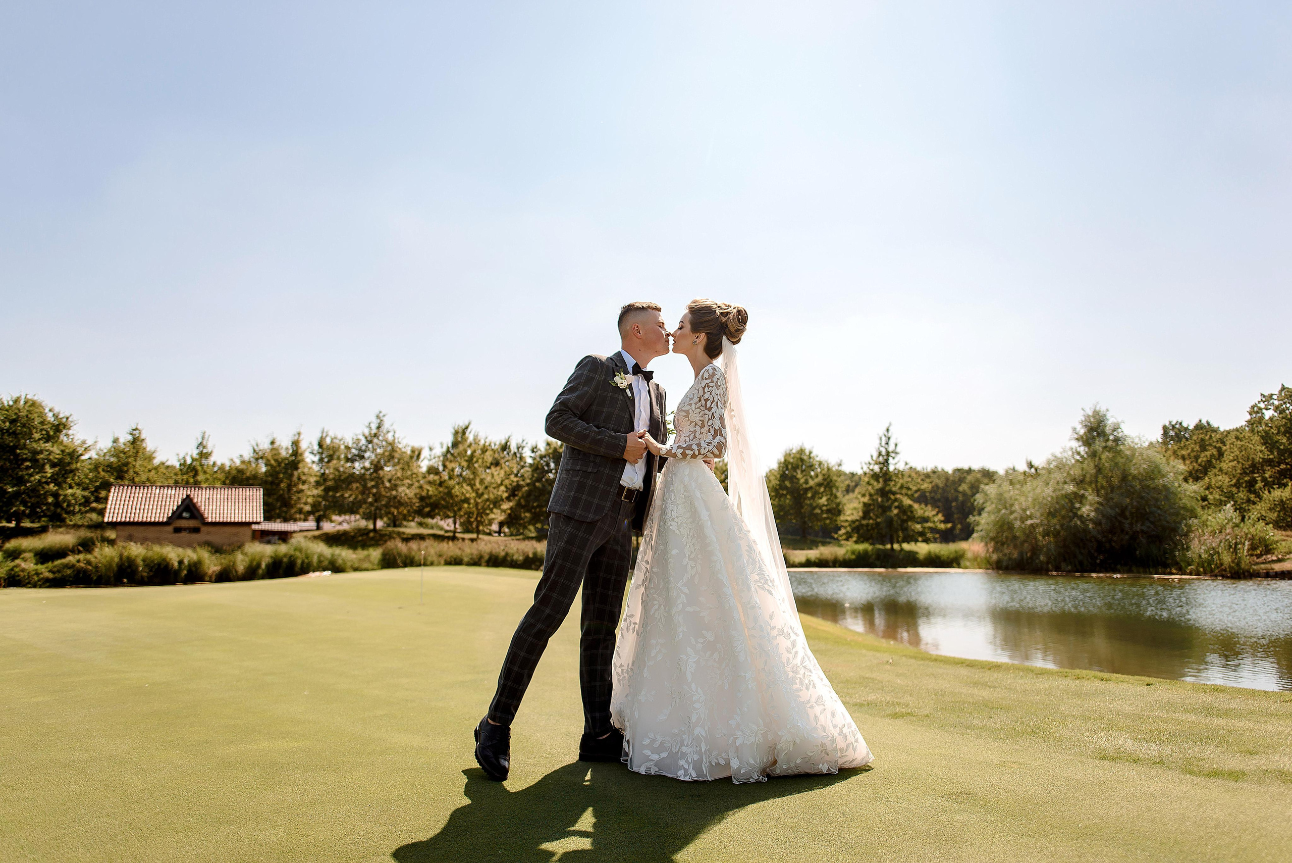 Гольф клуб и ресторан. Wedding and family photographer