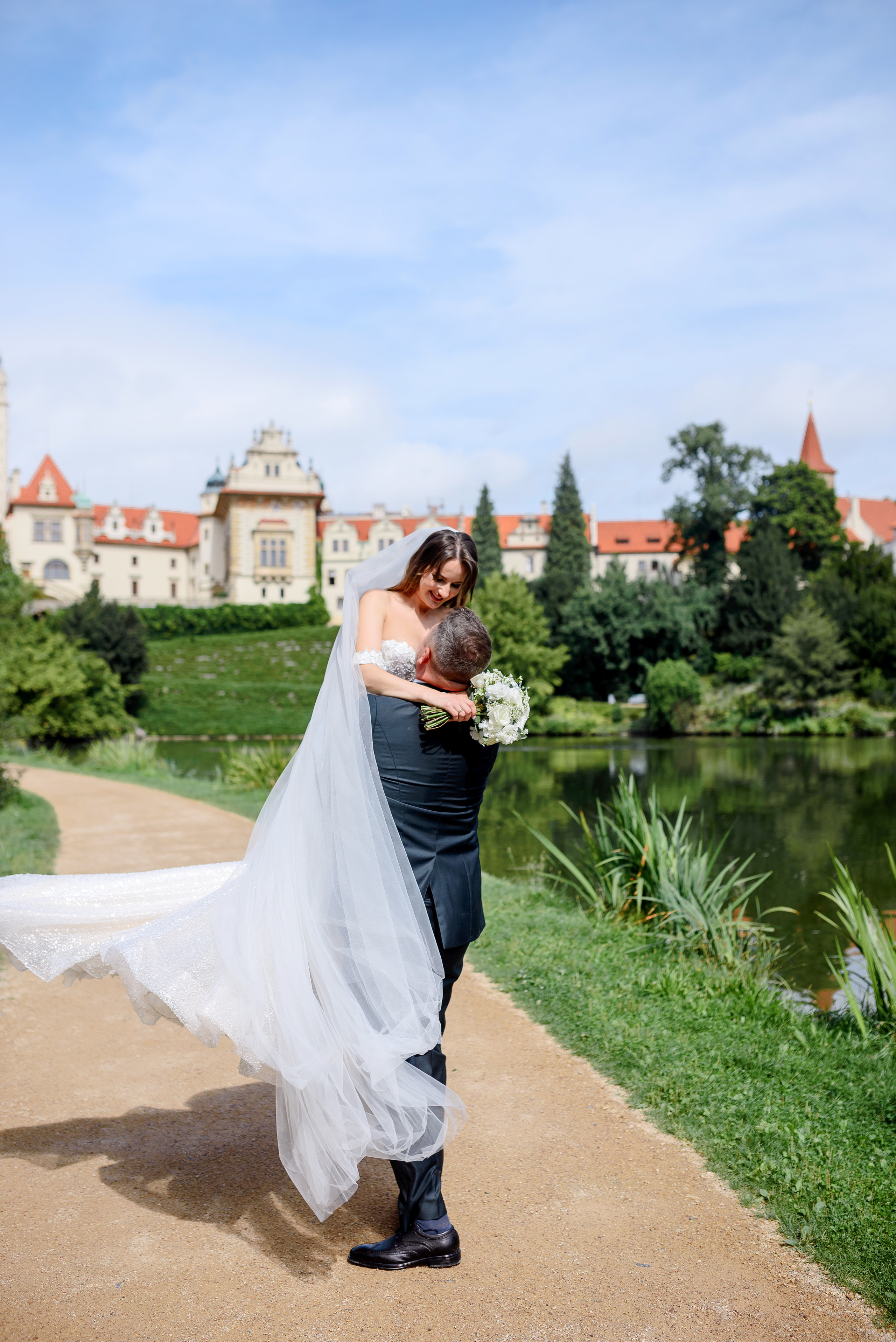 Andrew and Anita. Wedding and family photographer
