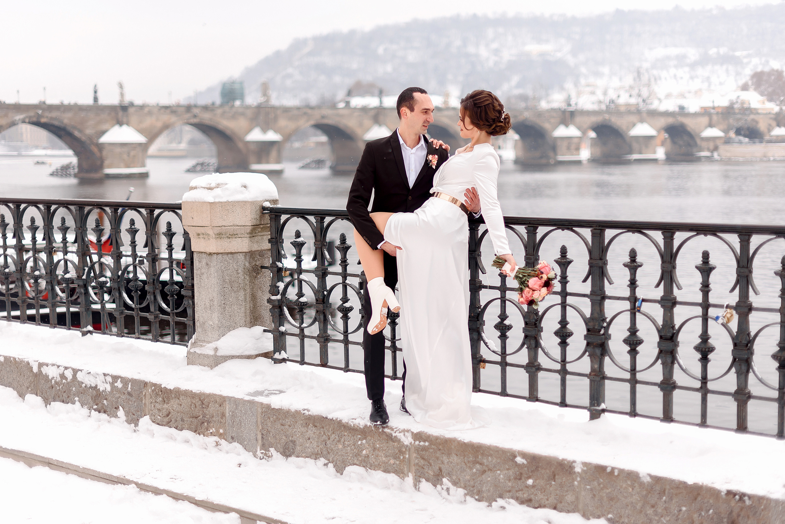 Зимняя свадьба в Праге. Wedding and family photographer