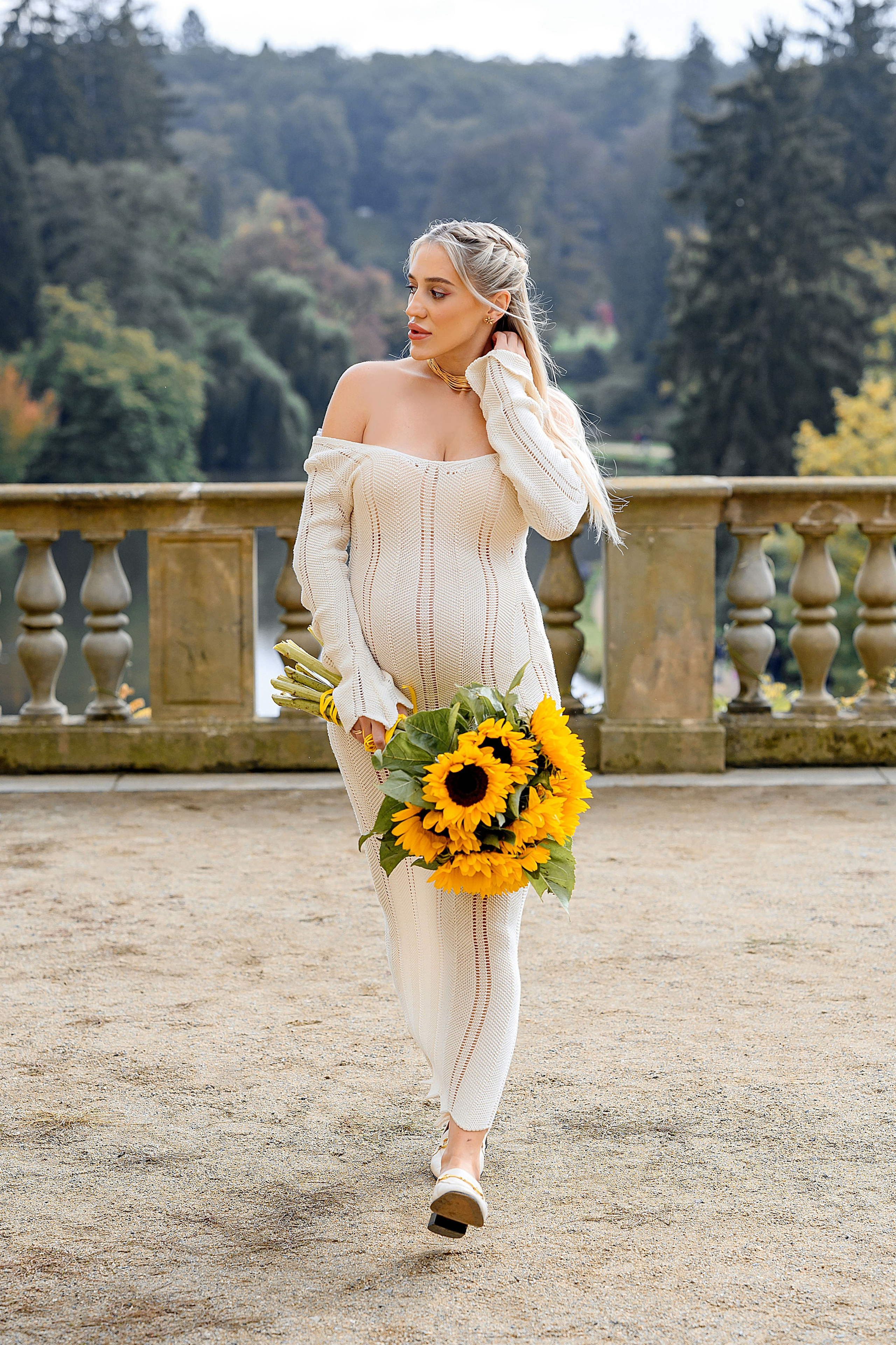 Pregnancy. Wedding and family photographer