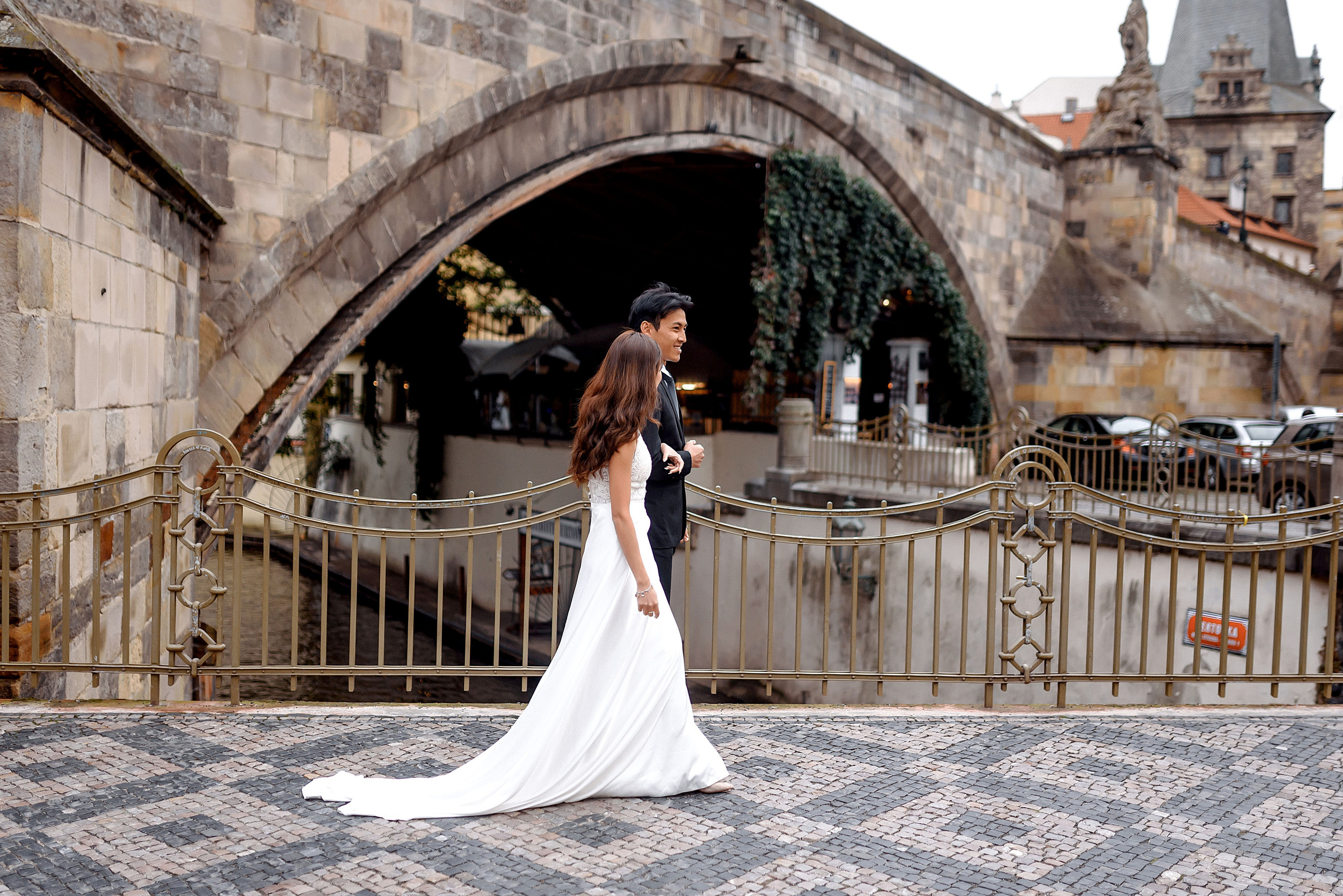 Friends from Singapore. Wedding and family photographer