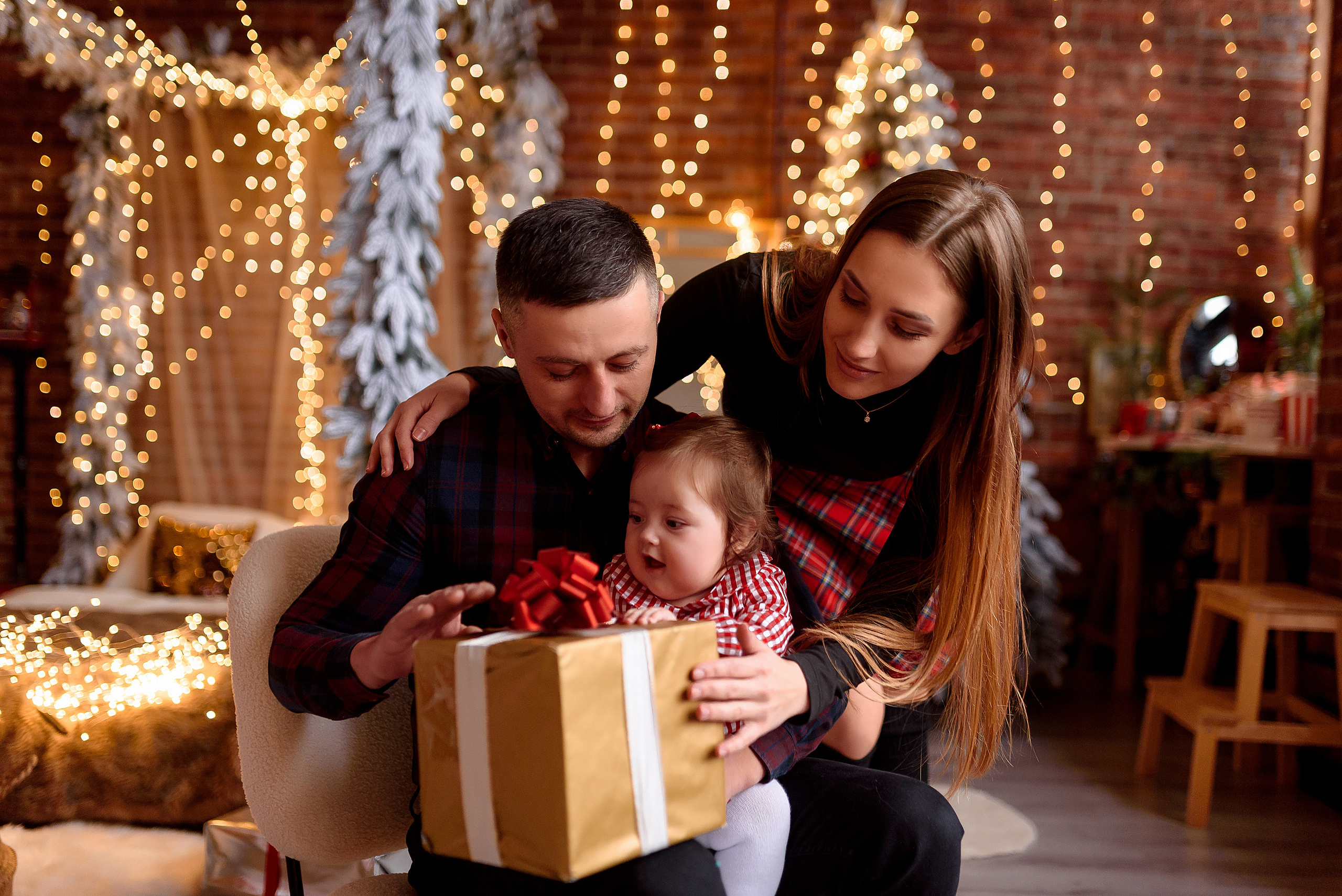 Christmas in studio. Wedding and family photographer