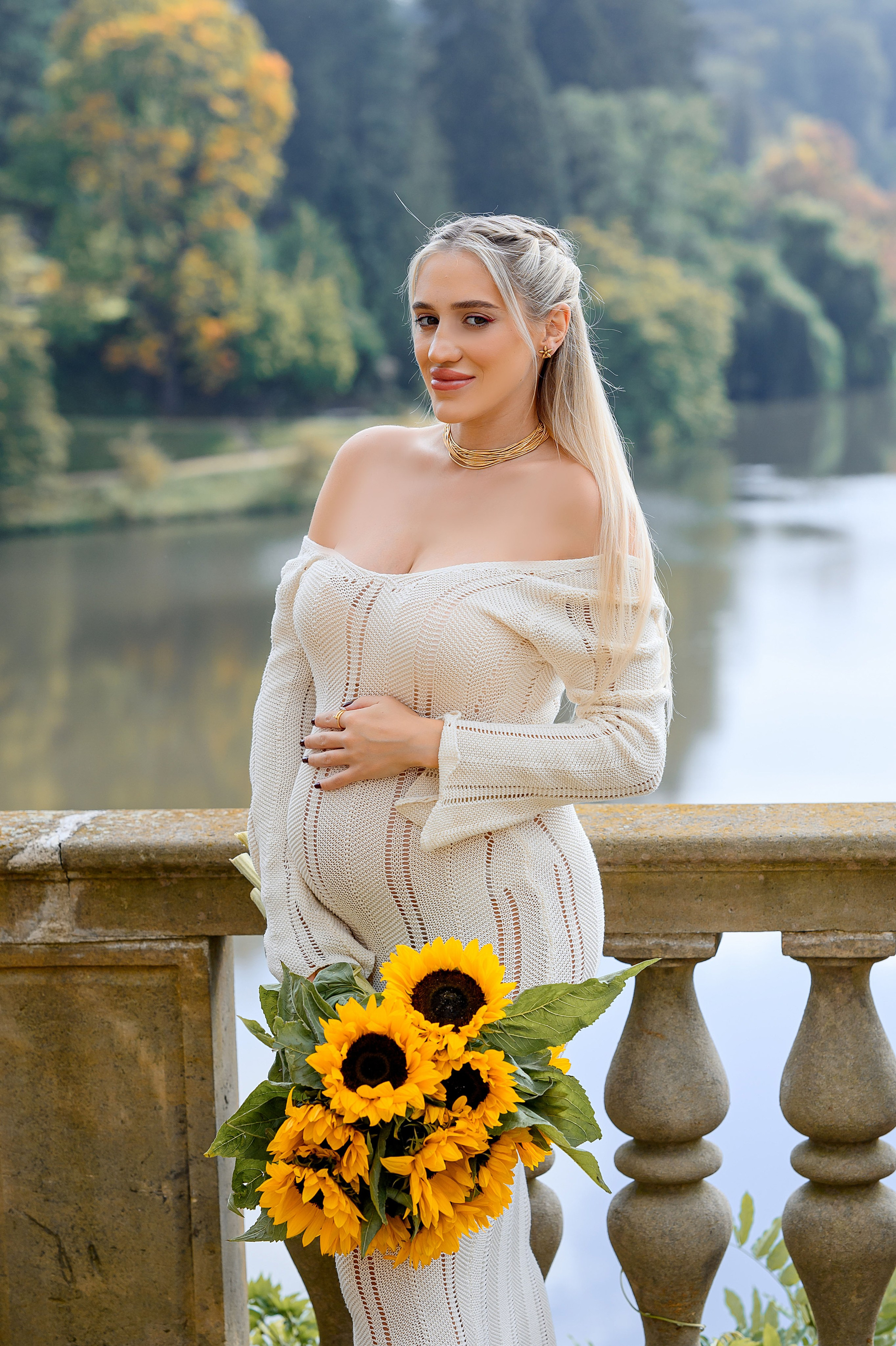 Pregnancy. Wedding and family photographer