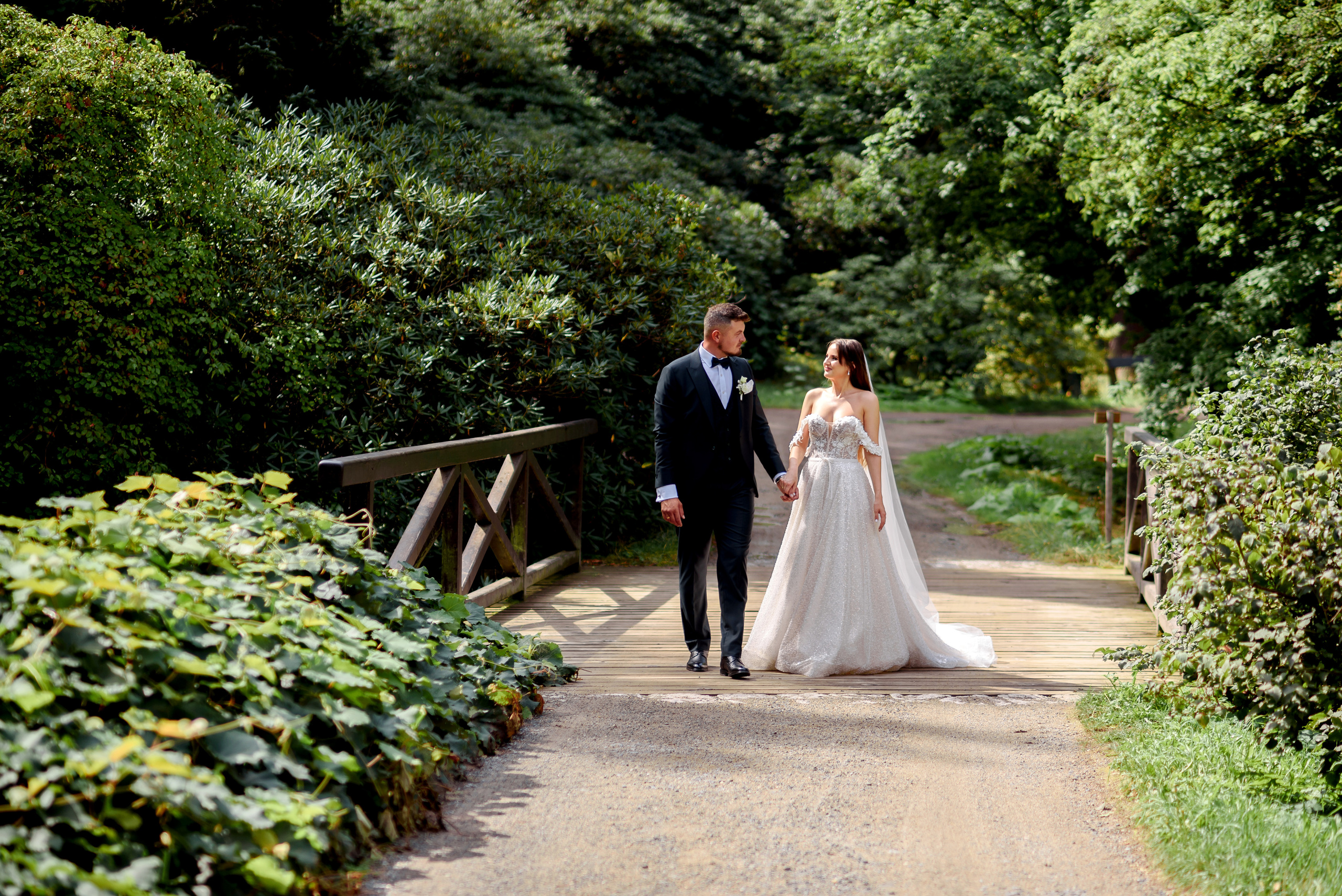 Andrew and Anita. Wedding and family photographer