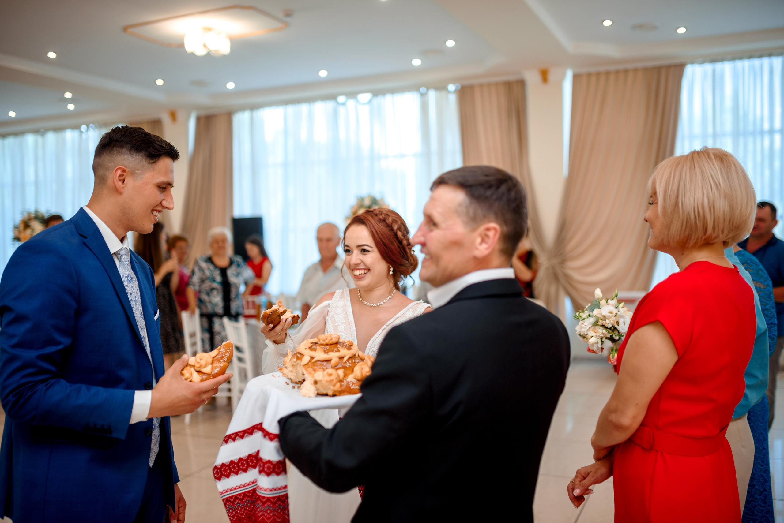 Ботаник. Wedding and family photographer